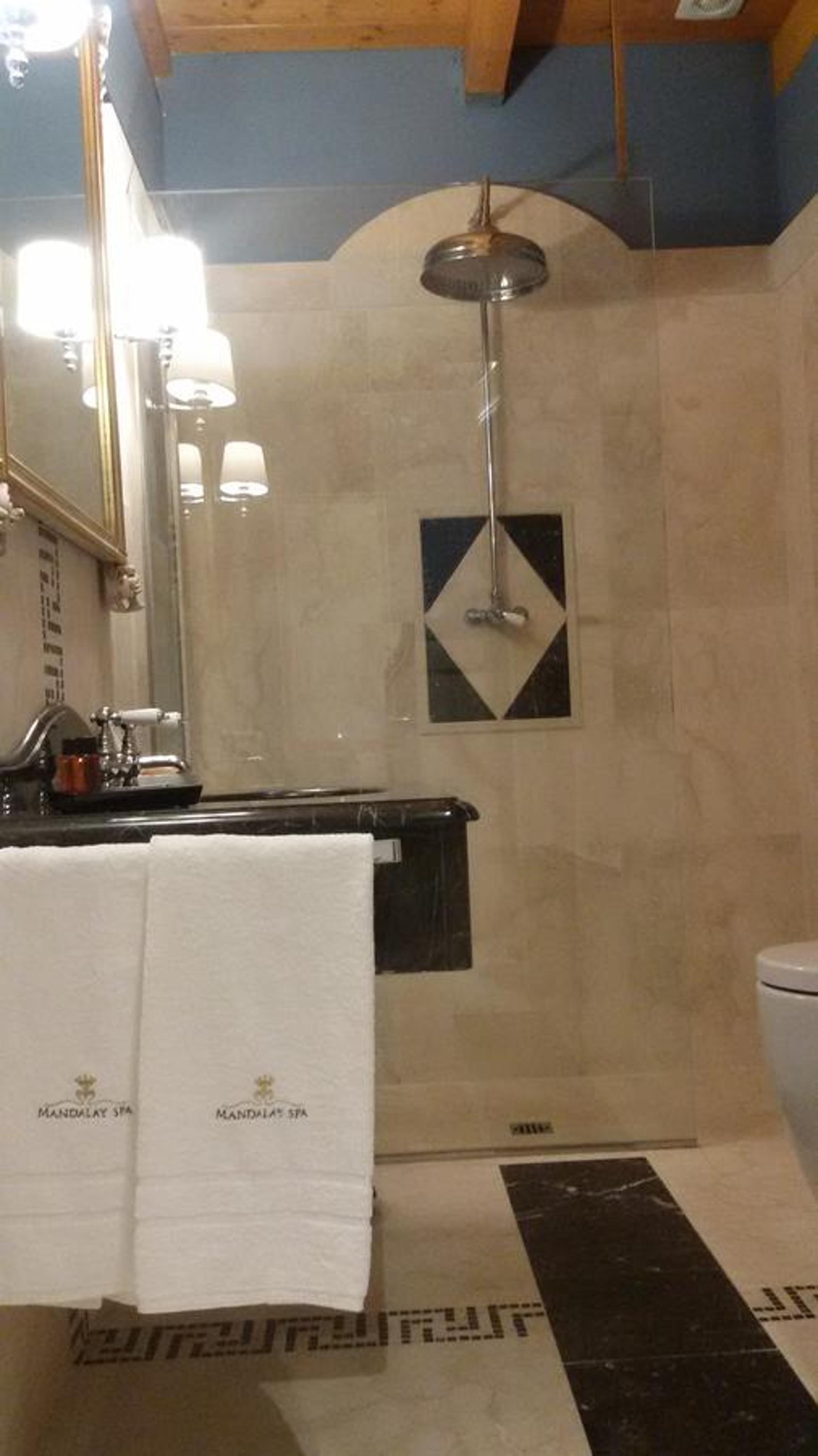 Mandalay Lodge & Resort Senigallia