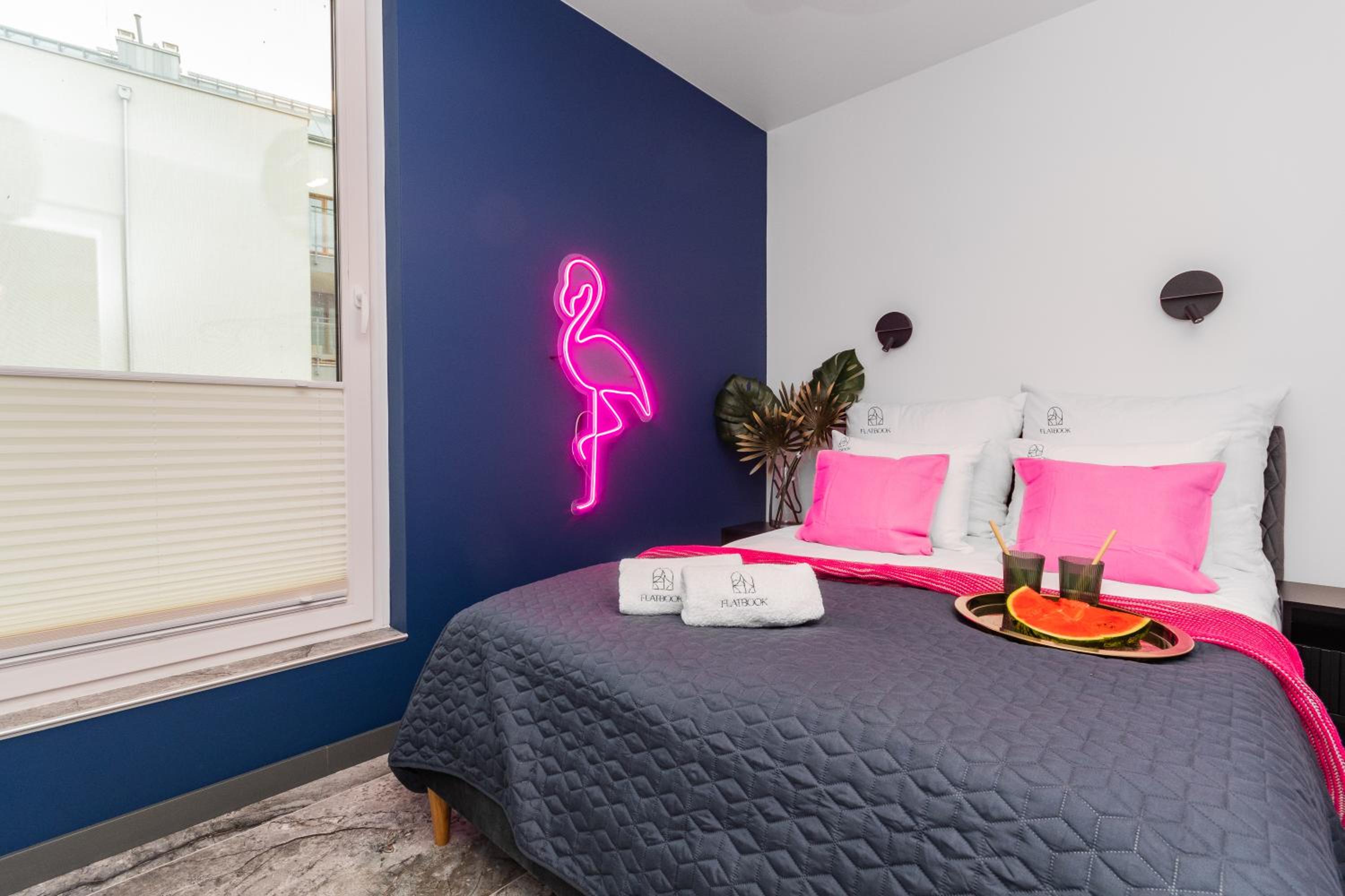 Flatbook Apartament Miami Beach - basen, taras i stylowe wnętrza w Krynicy Morskiej