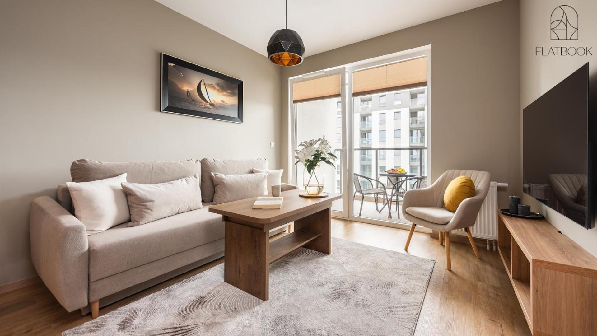 Flatbook - Seaside Apartments Nowa Letnica with a Rooftop Viewing Terrace & Gym