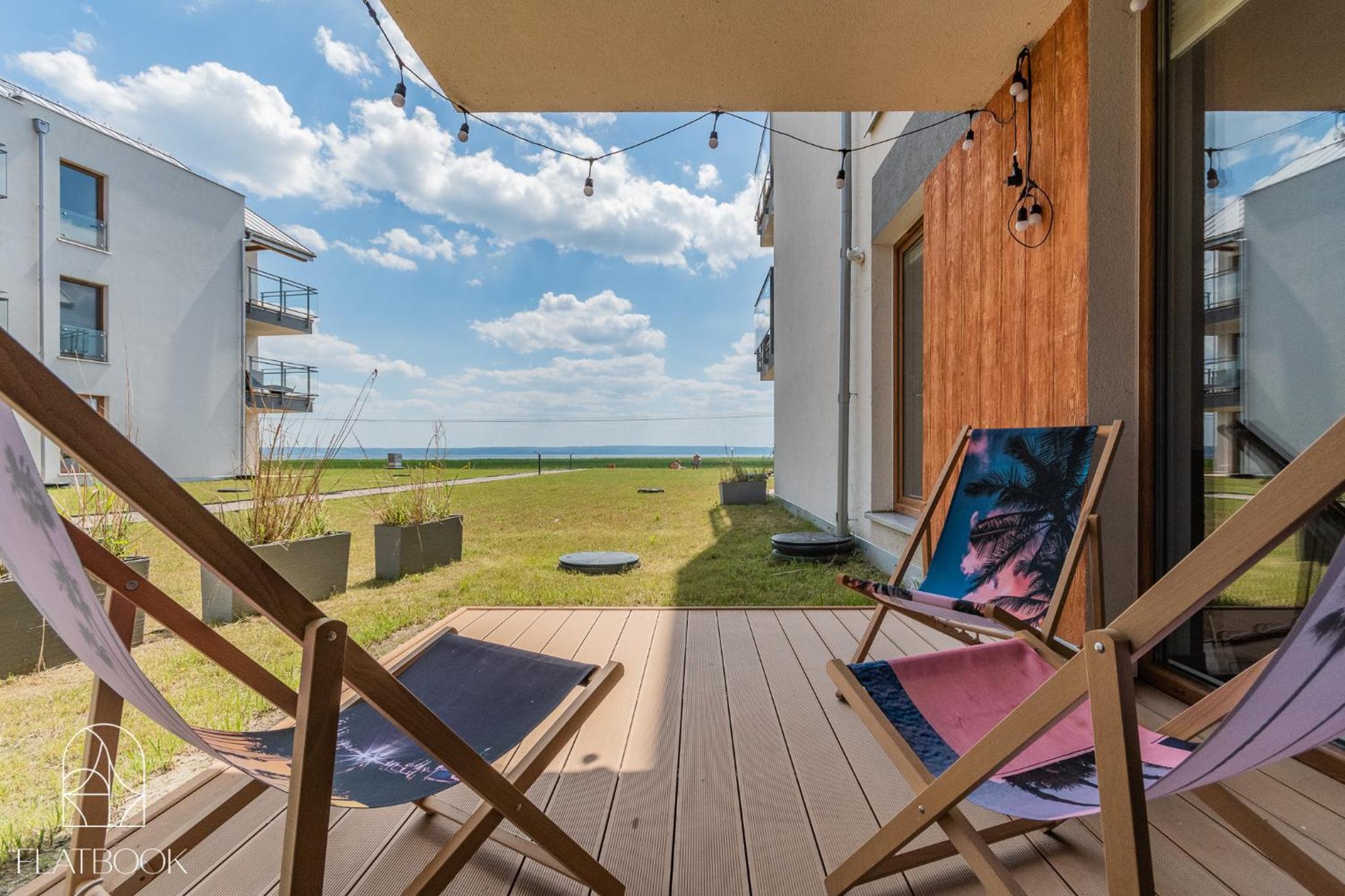 Flatbook Apartament Miami Beach - basen, taras i stylowe wnętrza w Krynicy Morskiej