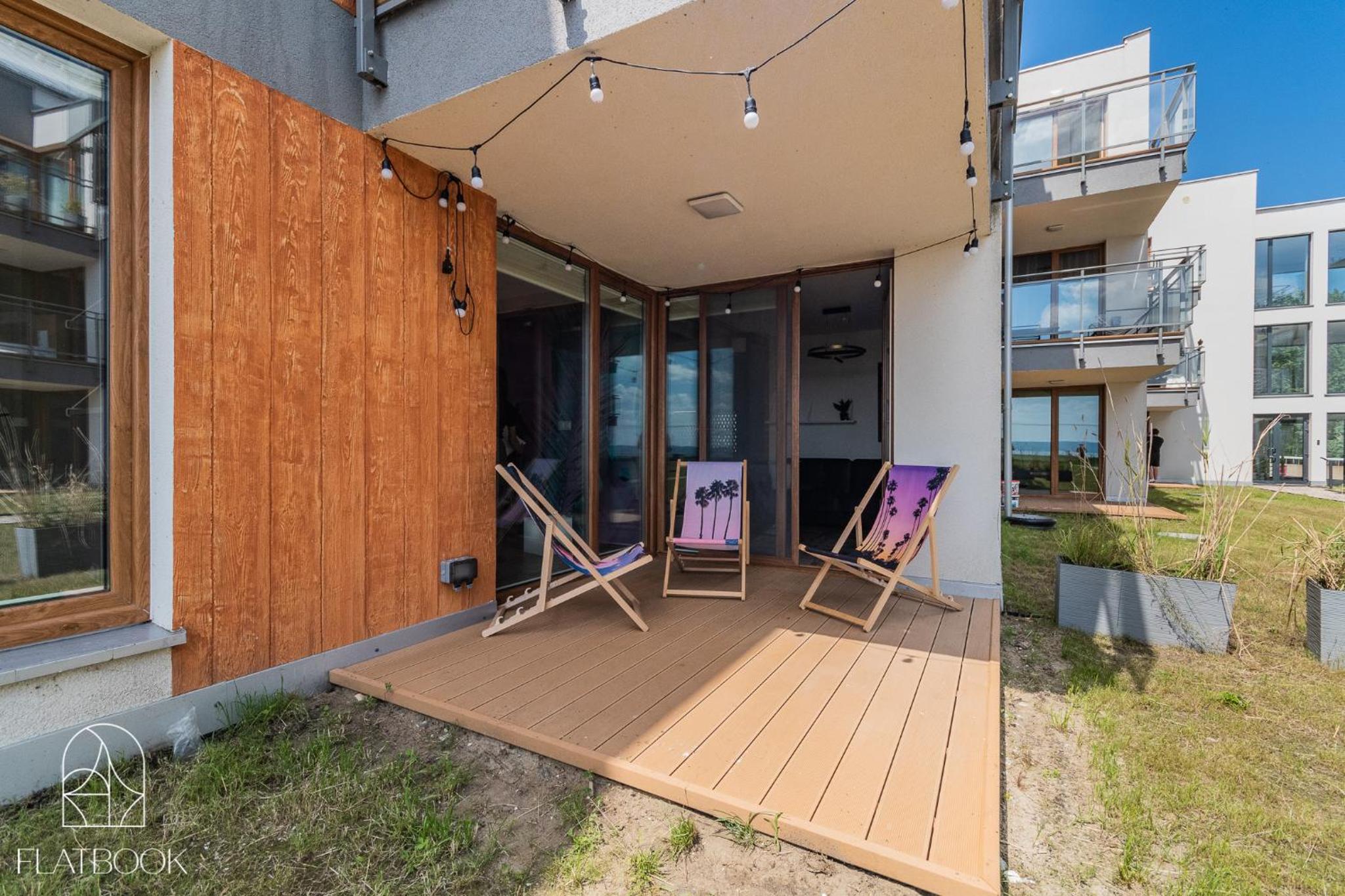 Flatbook Apartament Miami Beach - basen, taras i stylowe wnętrza w Krynicy Morskiej