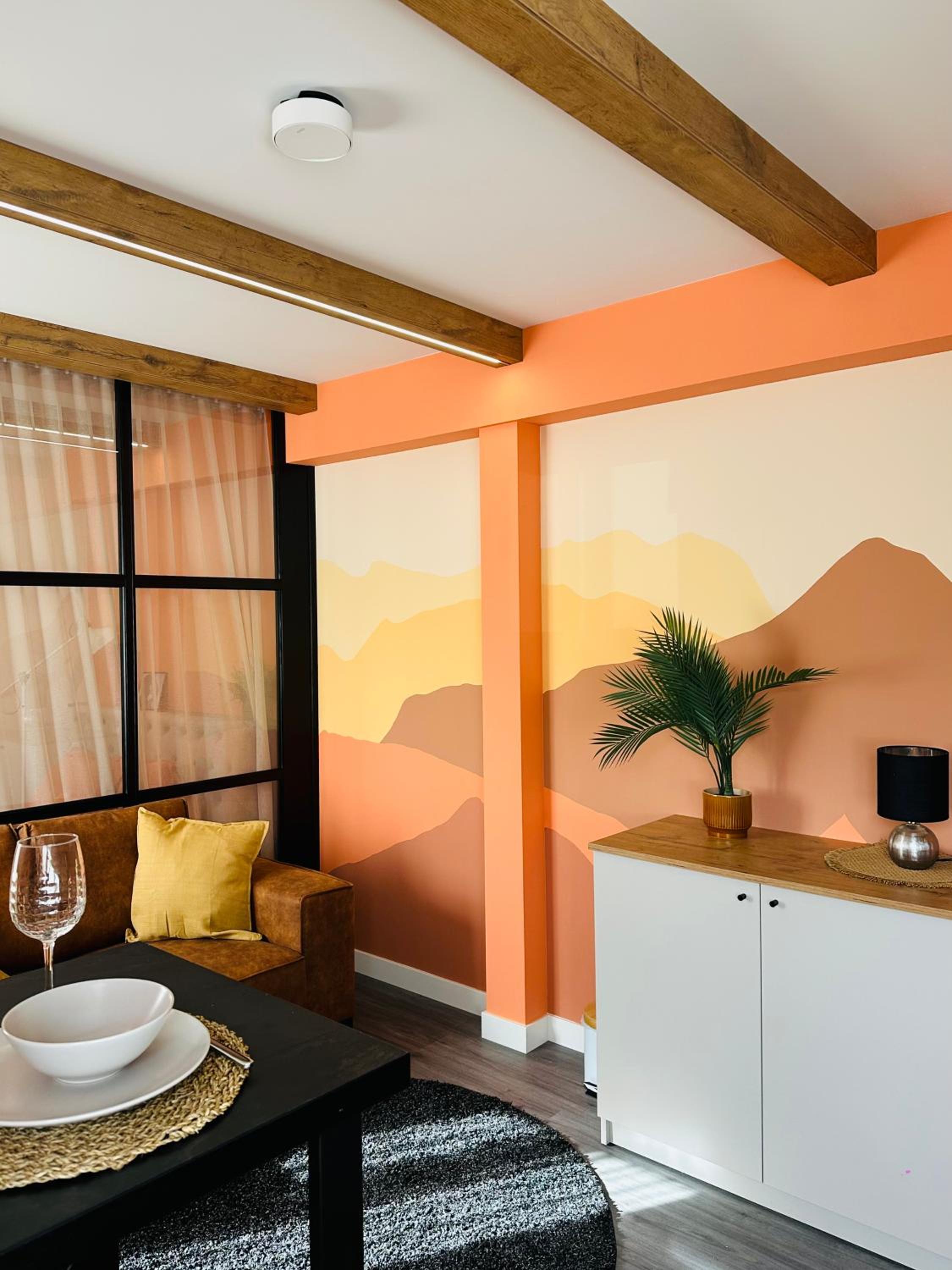 Colorful Apartments O