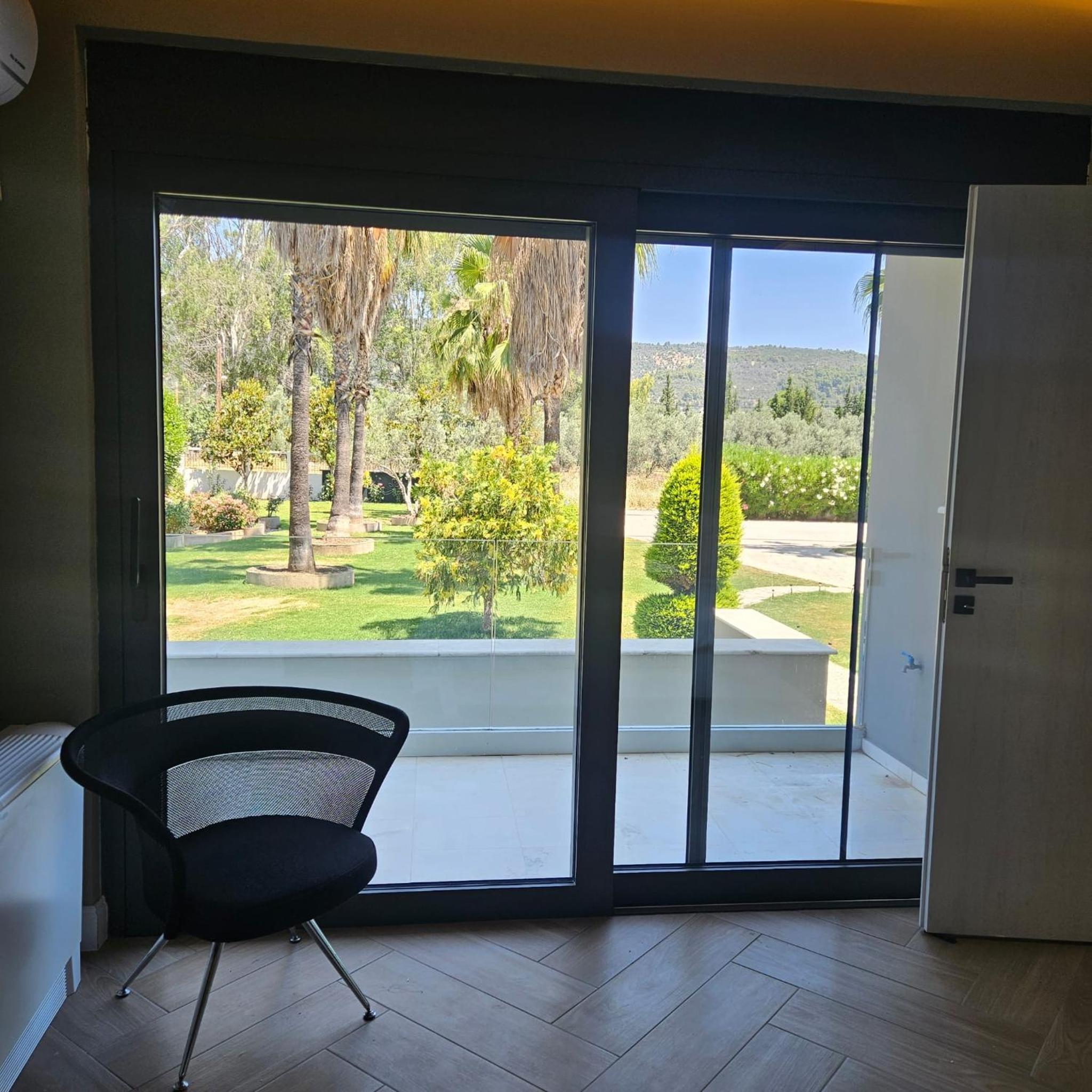 Evia Palm Beach Villa
