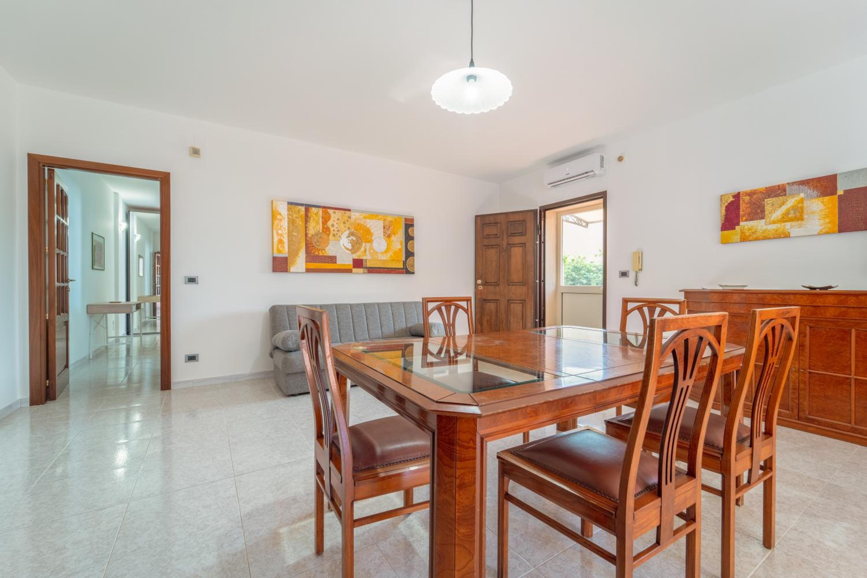 Casa Rosia