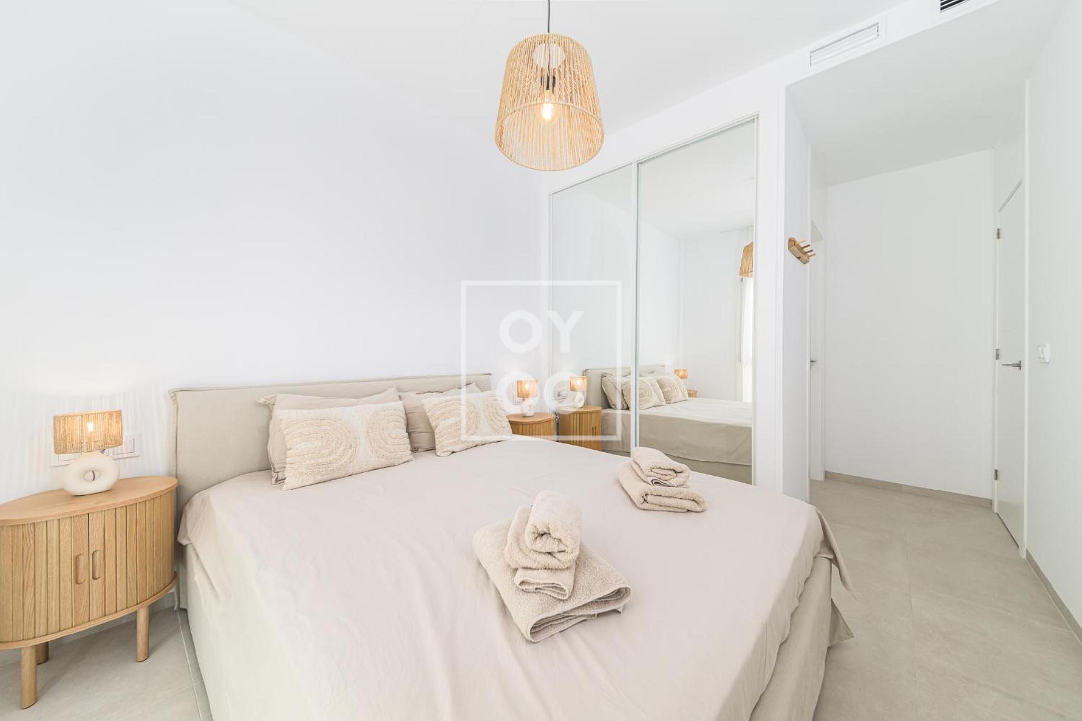 The Q Penthouse, apt with boho-chic rooftop, by OYOOSTAYS