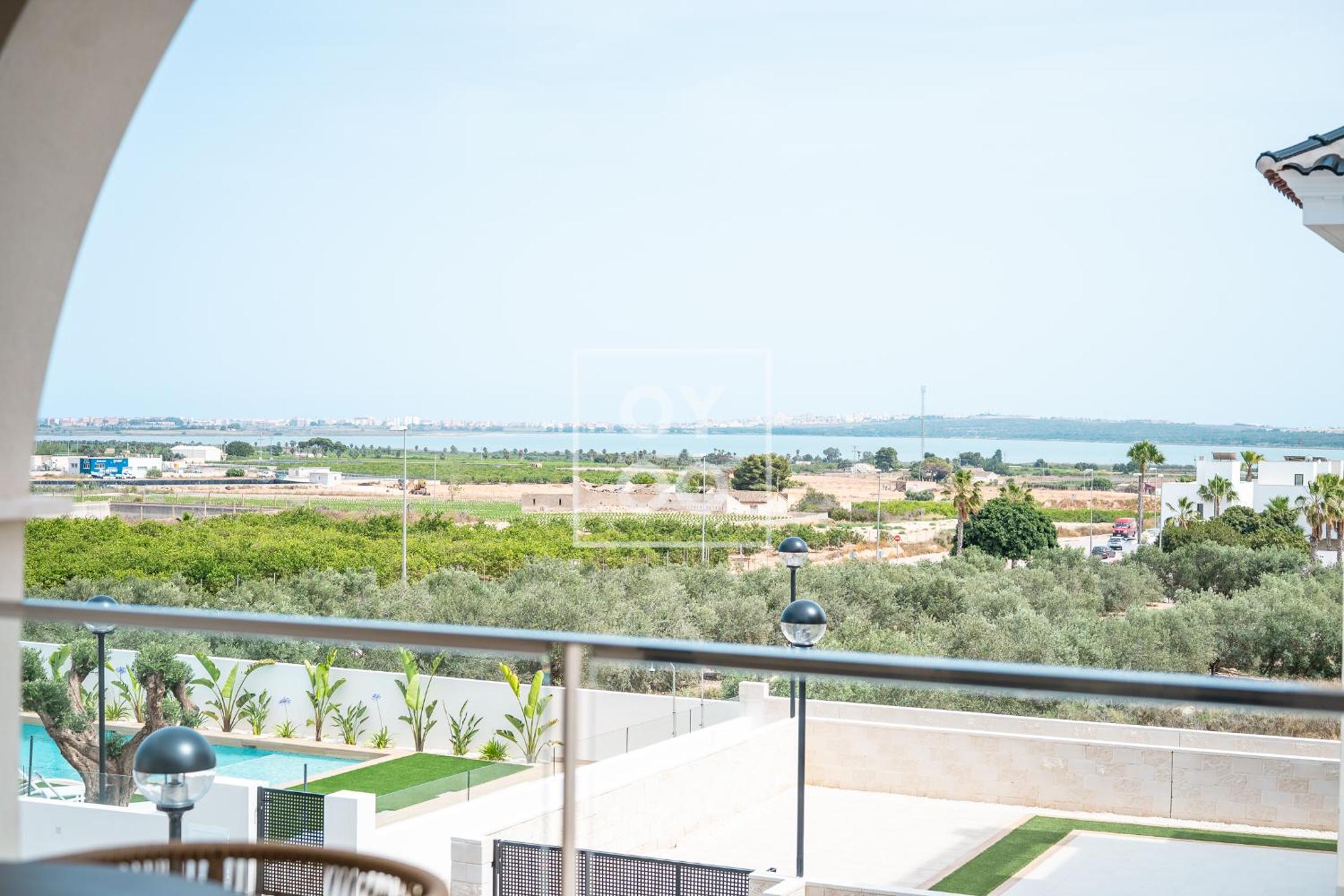 The Q Penthouse, apt with boho-chic rooftop, by OYOOSTAYS