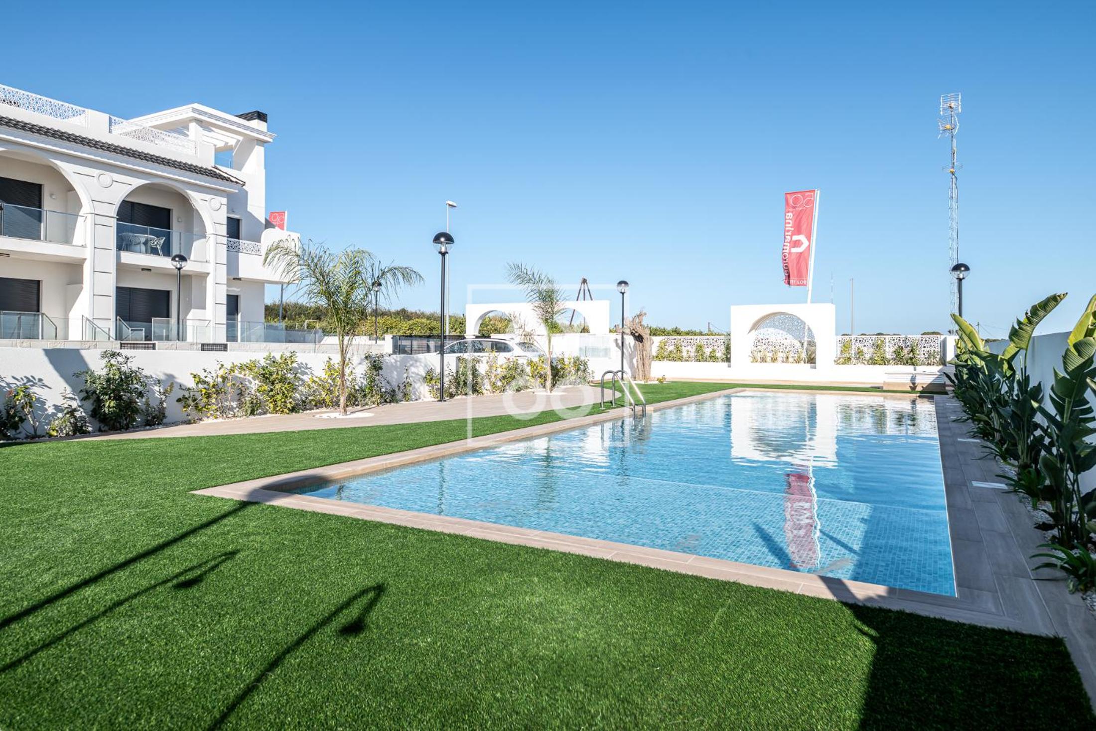The Q Penthouse, apt with boho-chic rooftop, by OYOOSTAYS
