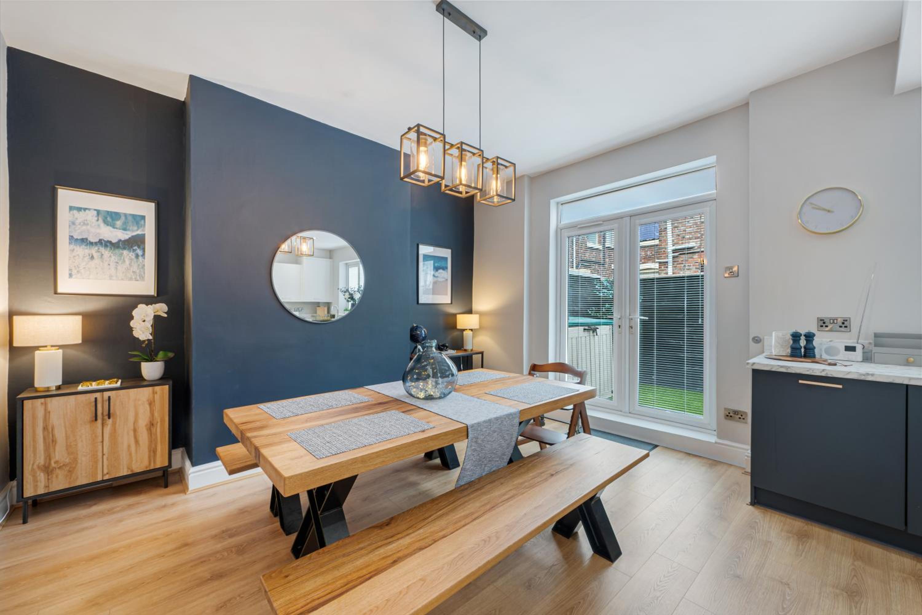 Watford Lodge - Air Host & Stay - A Home in the Heart of Anfield
