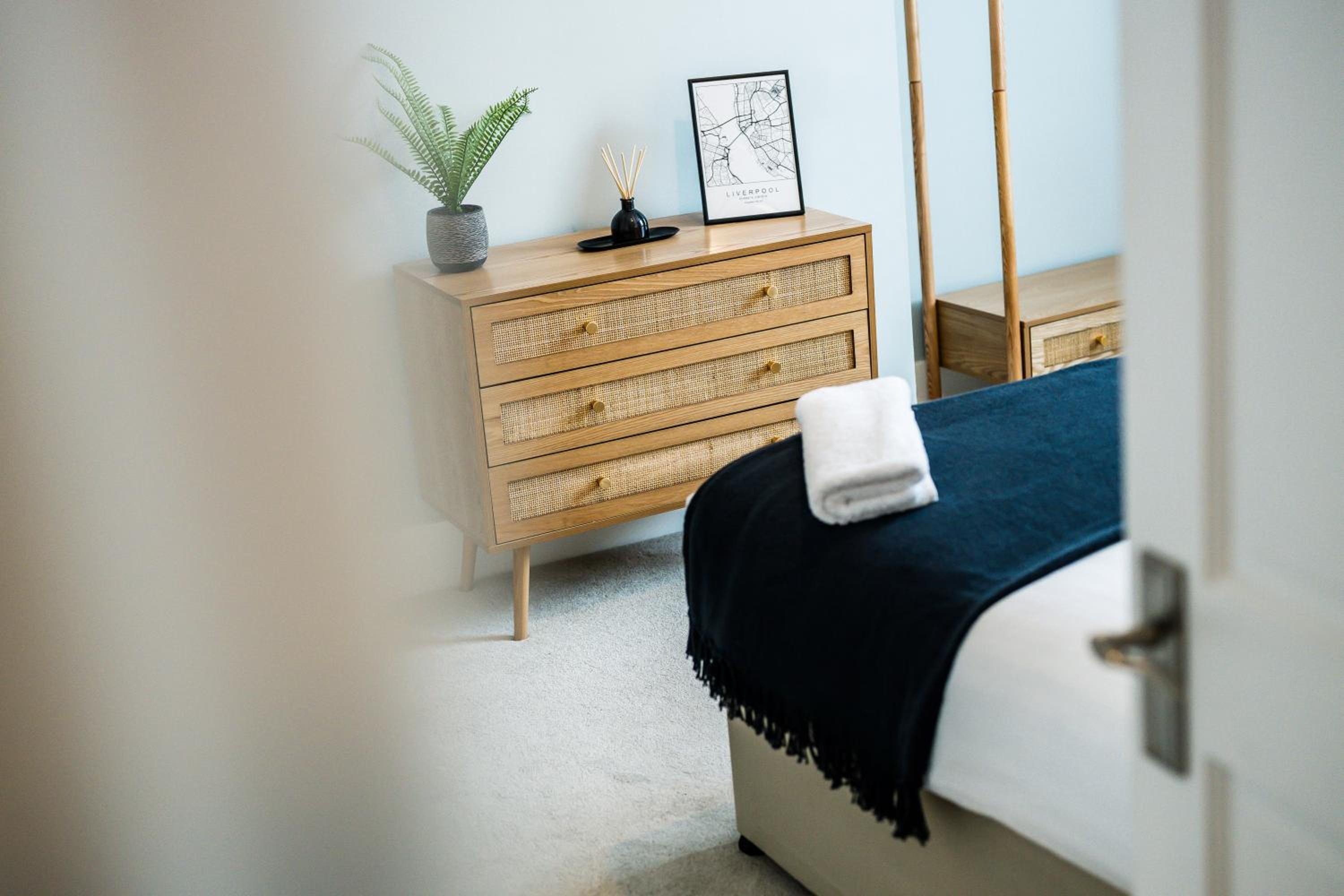 Watford Lodge - Air Host & Stay - A Home in the Heart of Anfield