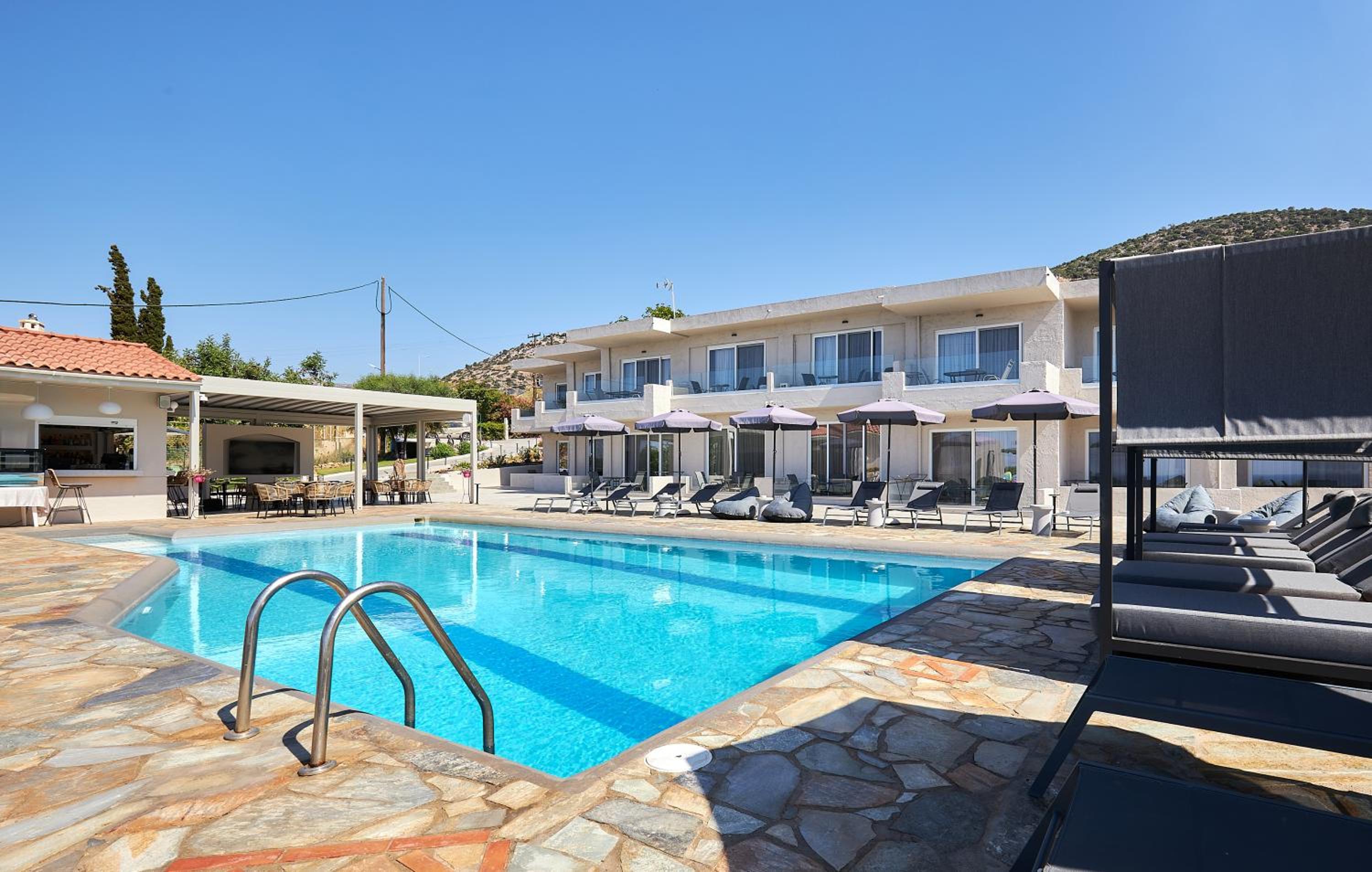 Mila Malia Suites