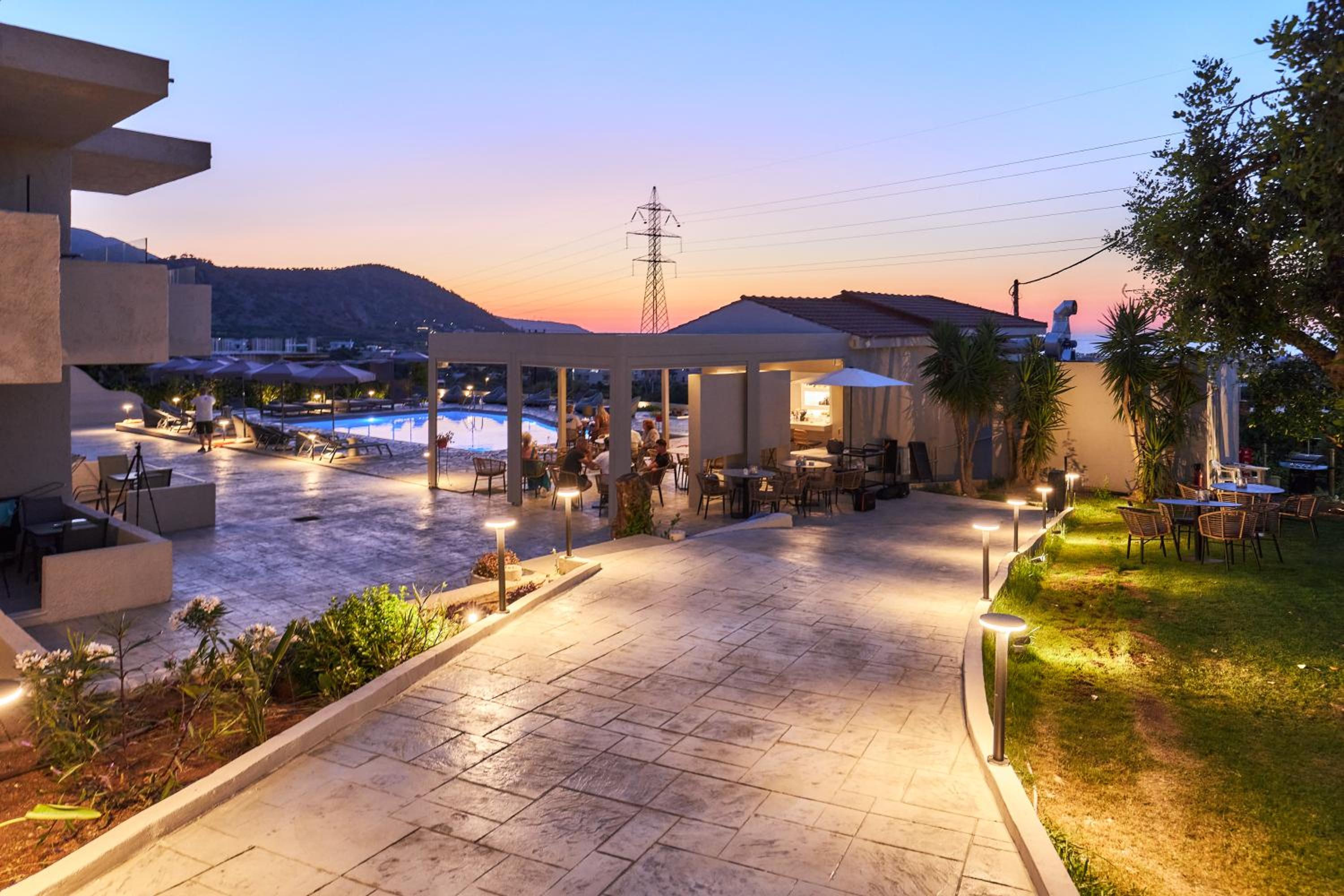 Mila Malia Suites
