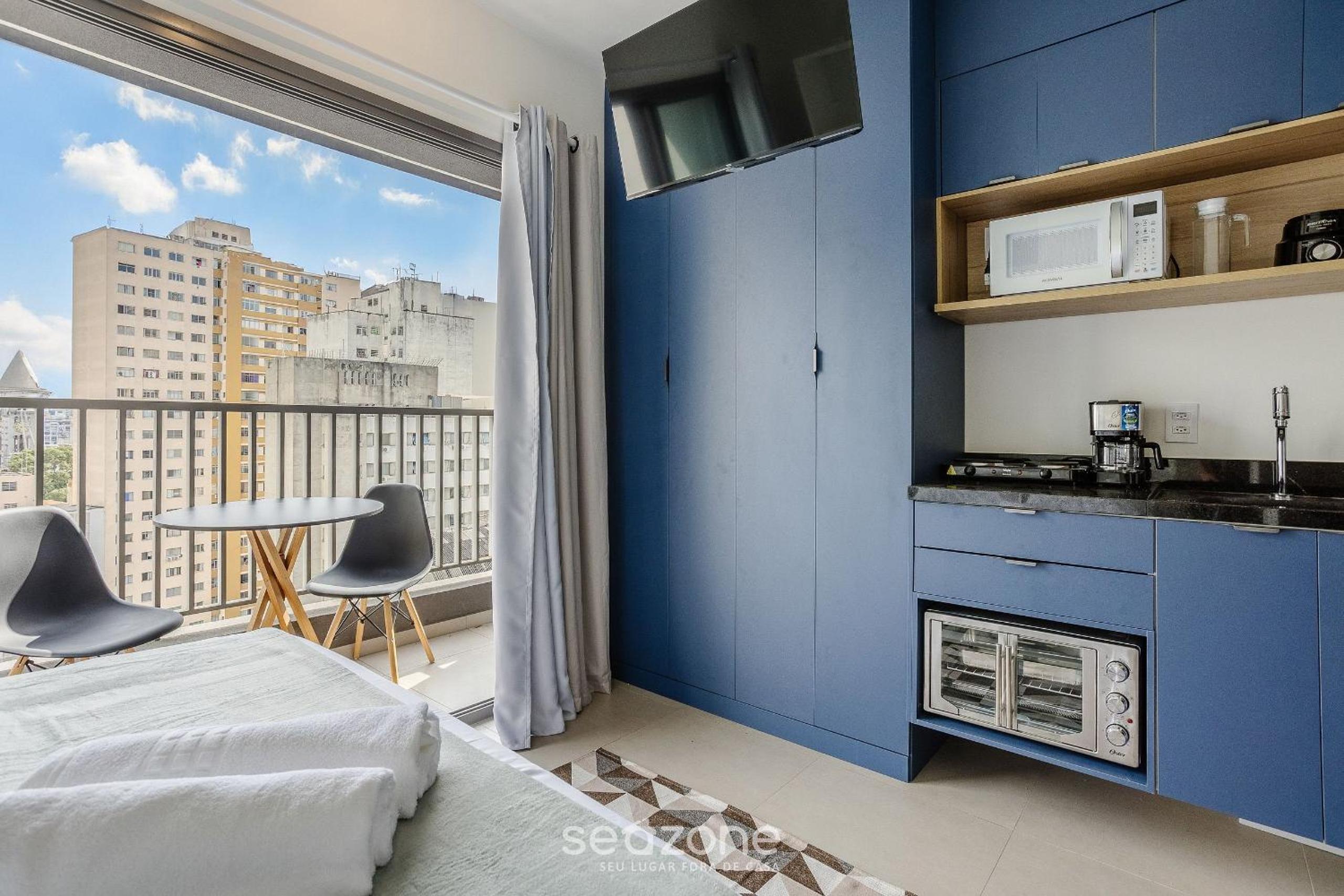 Studio w/ balcony and view in Consolação - VNO1417