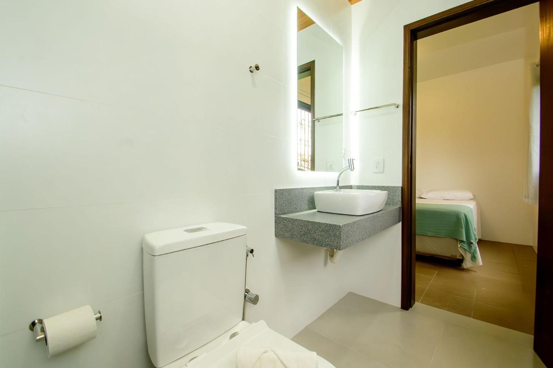 Casa com piscina a 500m da praia AM7276
