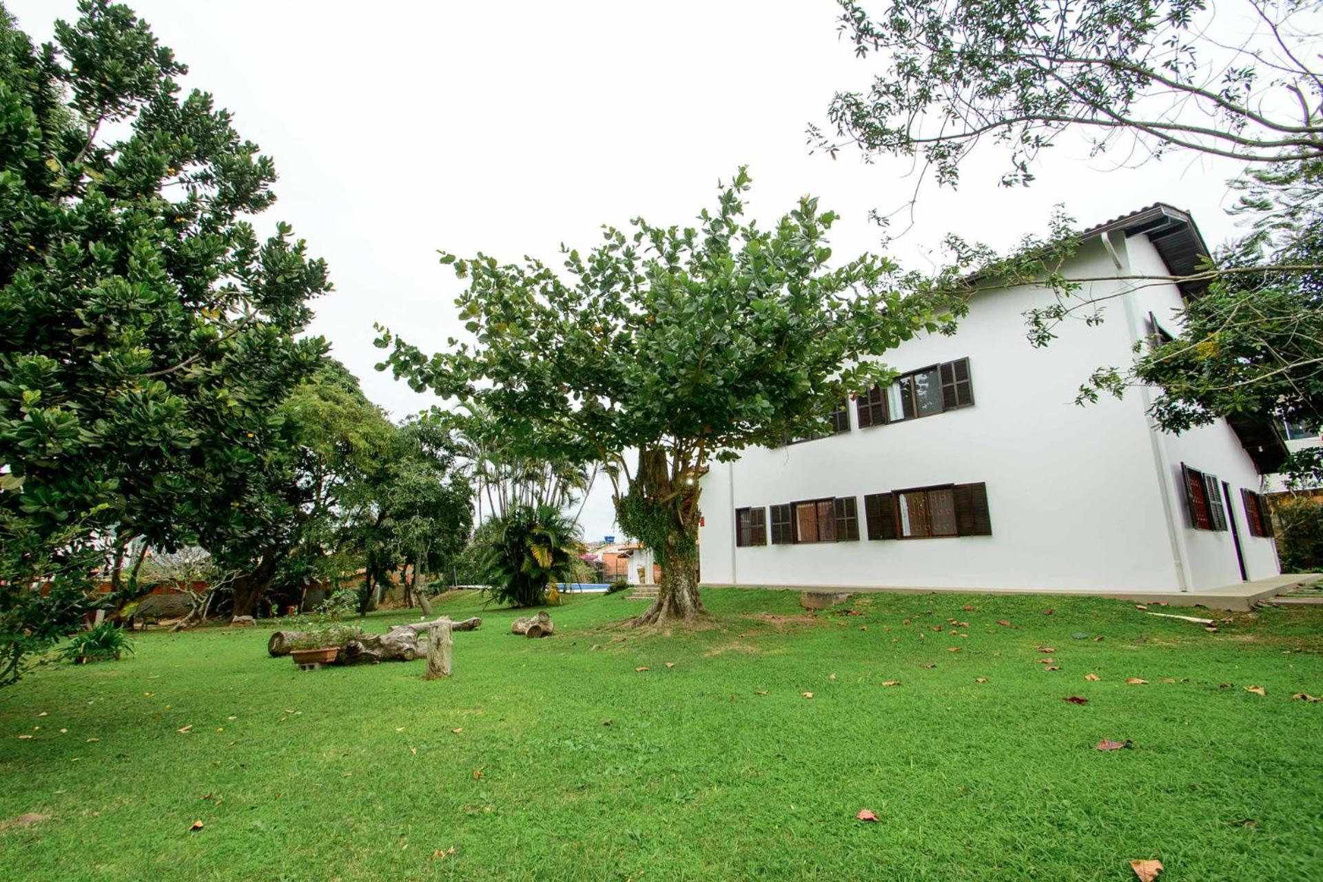 Casa com piscina a 500m da praia AM7276