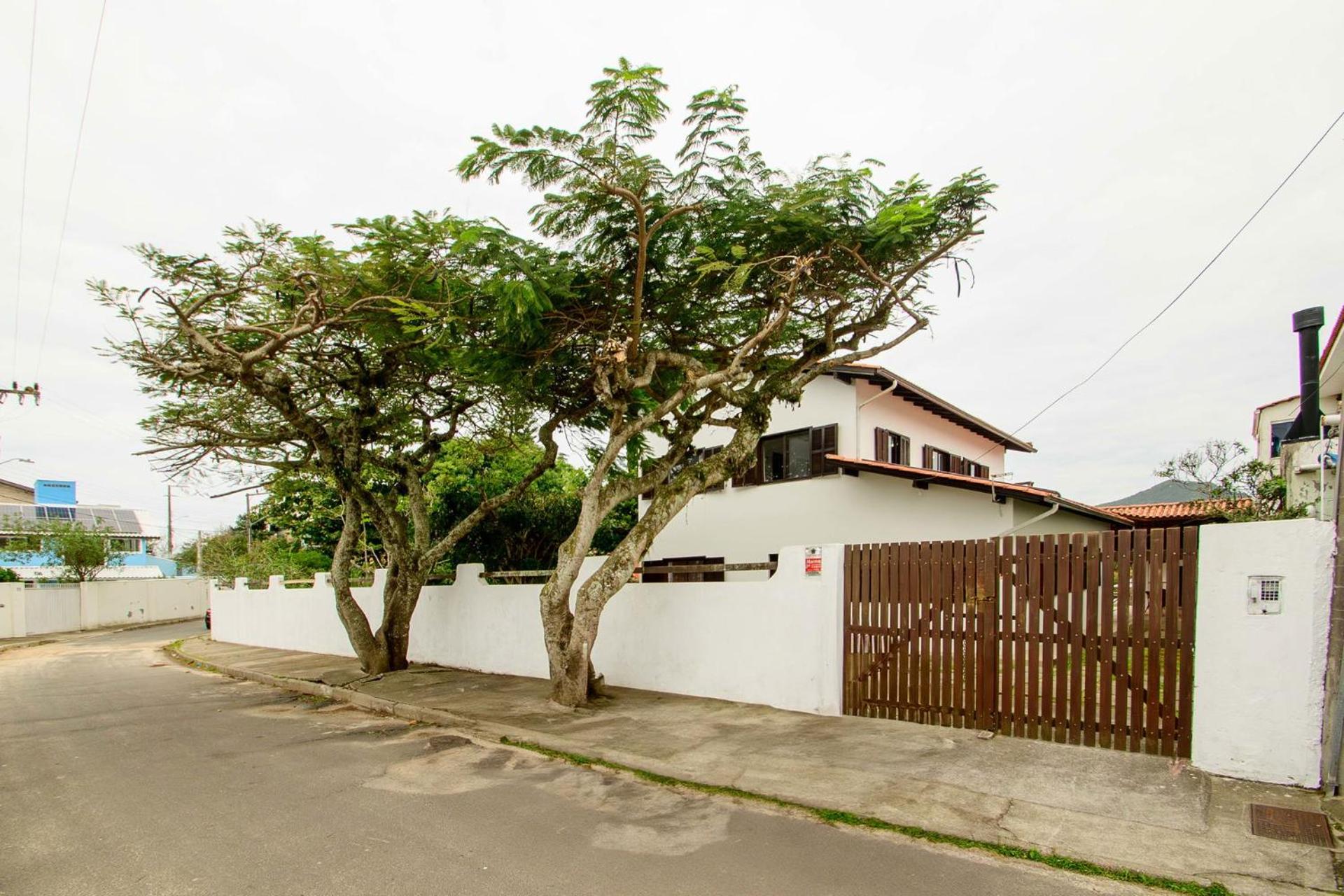 Casa com piscina a 500m da praia AM7276