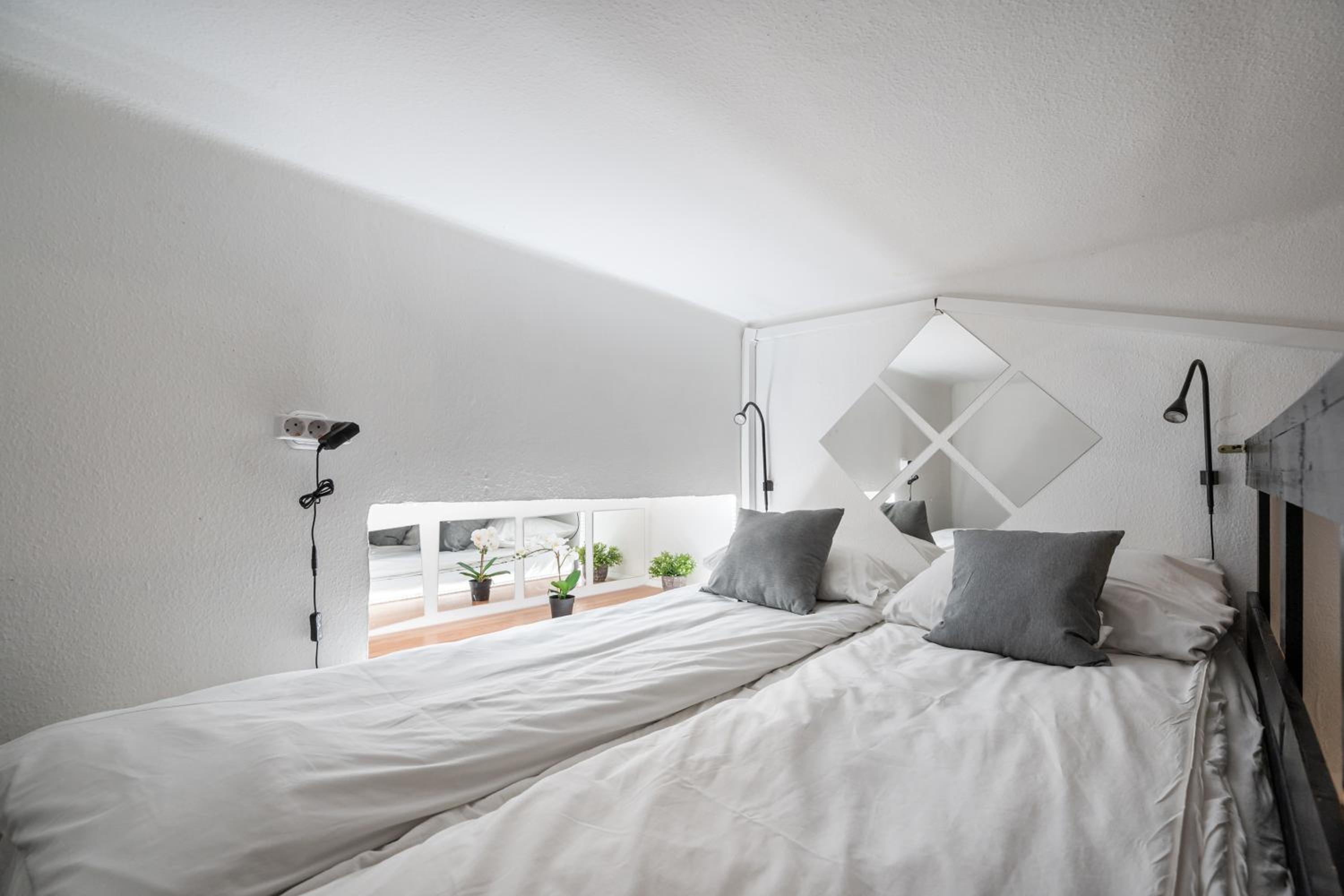 B8 - Grand Boulevard Cozy Apartment - Best Location by BQA