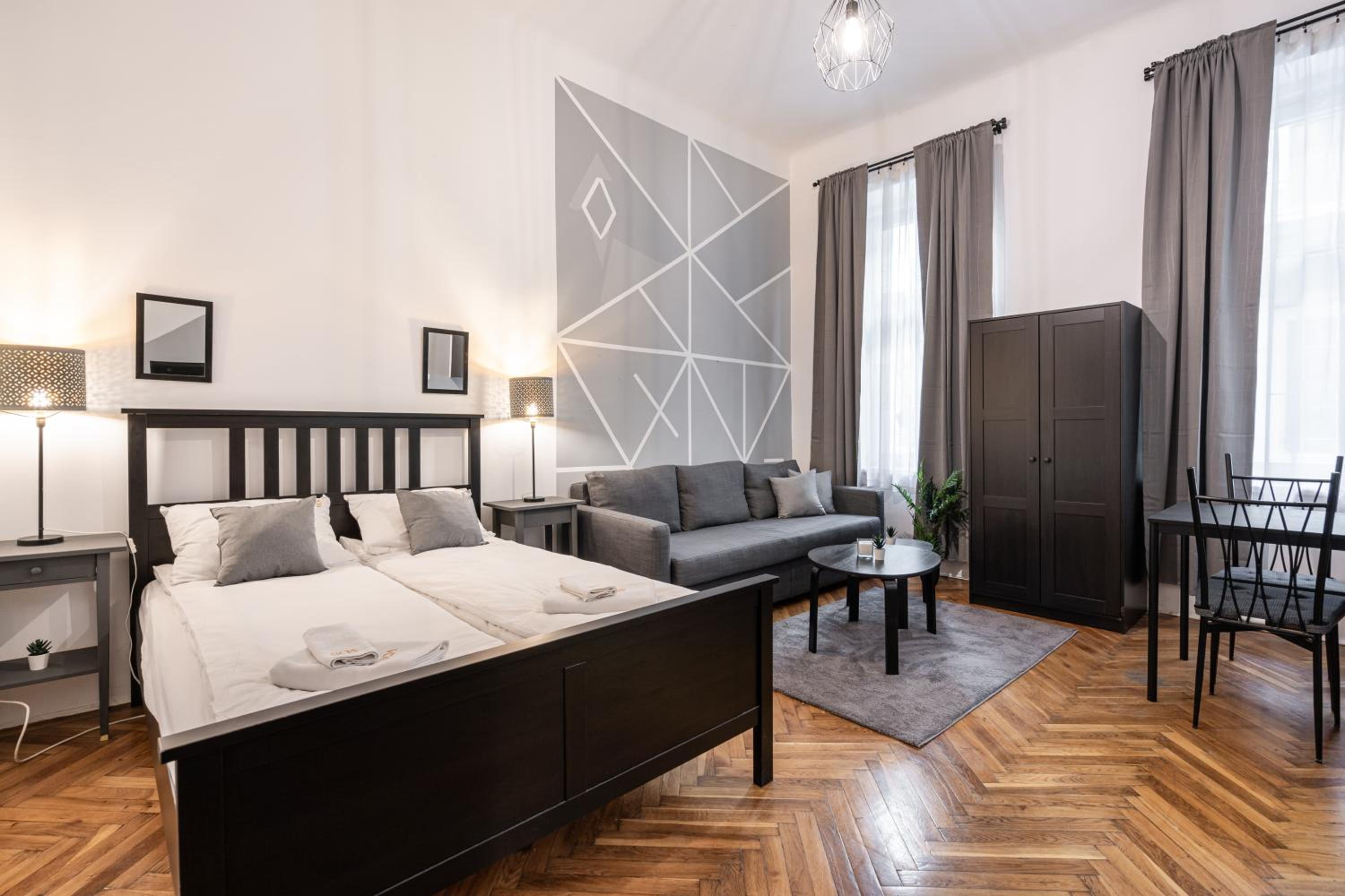 B8 - Grand Boulevard Cozy Apartment - Best Location by BQA