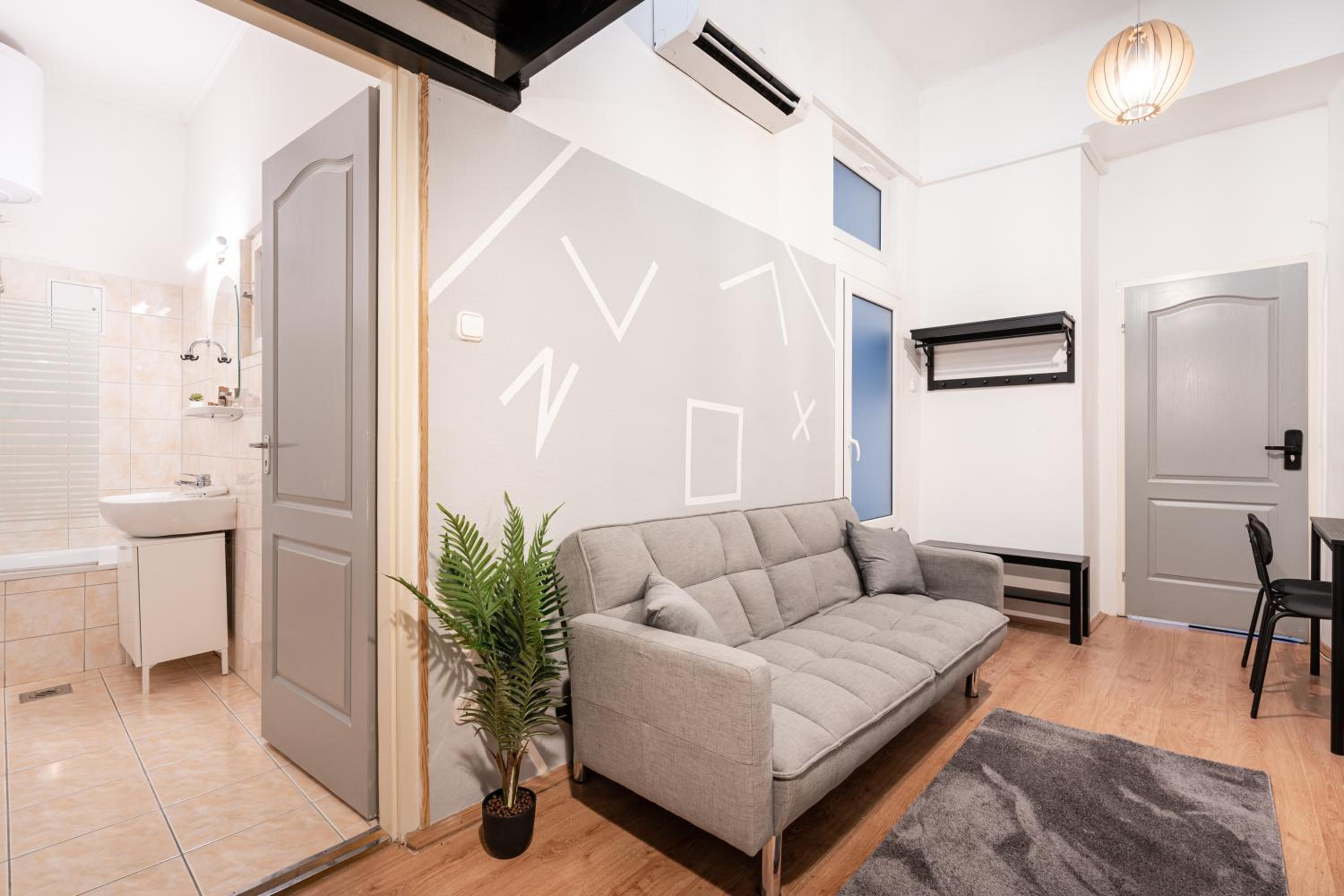 B8 - Grand Boulevard Cozy Apartment - Best Location by BQA