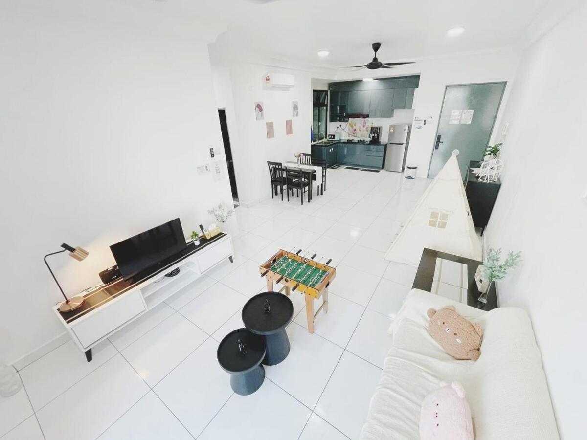 PLATINO Kids Friendly, 3BR Family Suite, Next to Paradigm Mall Escape JB,