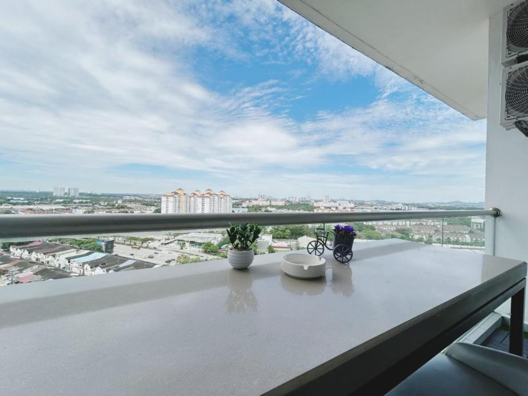 PLATINO Kids Friendly, 3BR Family Suite, Next to Paradigm Mall Escape JB,
