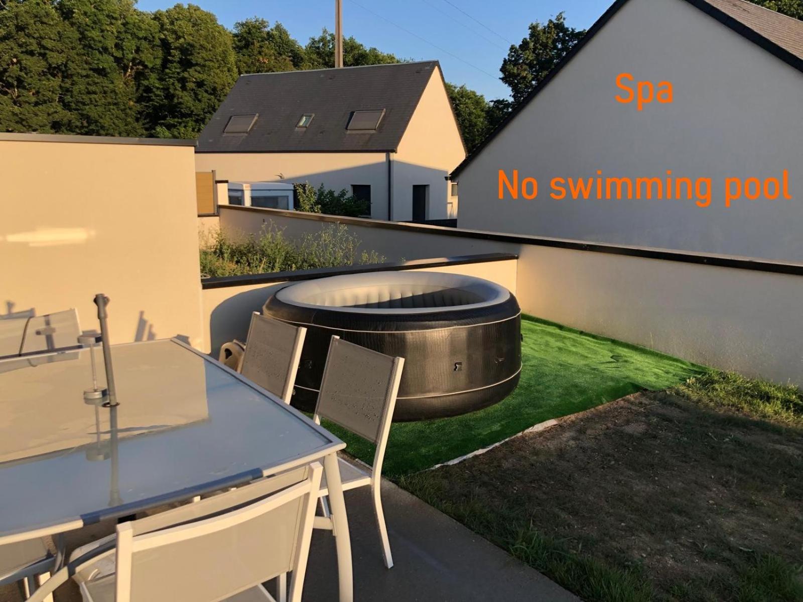Maison moderne 3 chambres SPA-jacuzzi mai-septembre