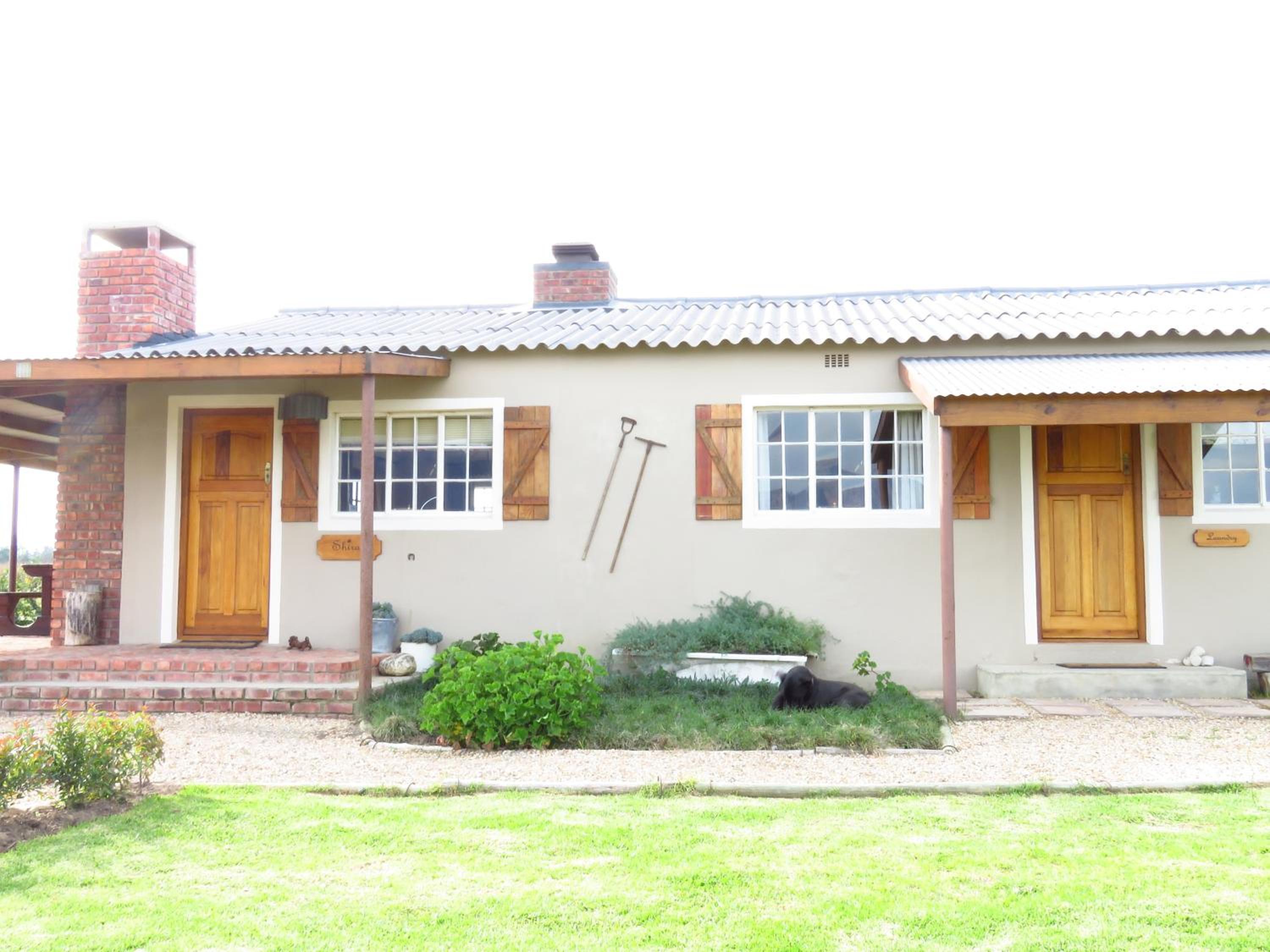 Seven Oaks Vineyard Cottages