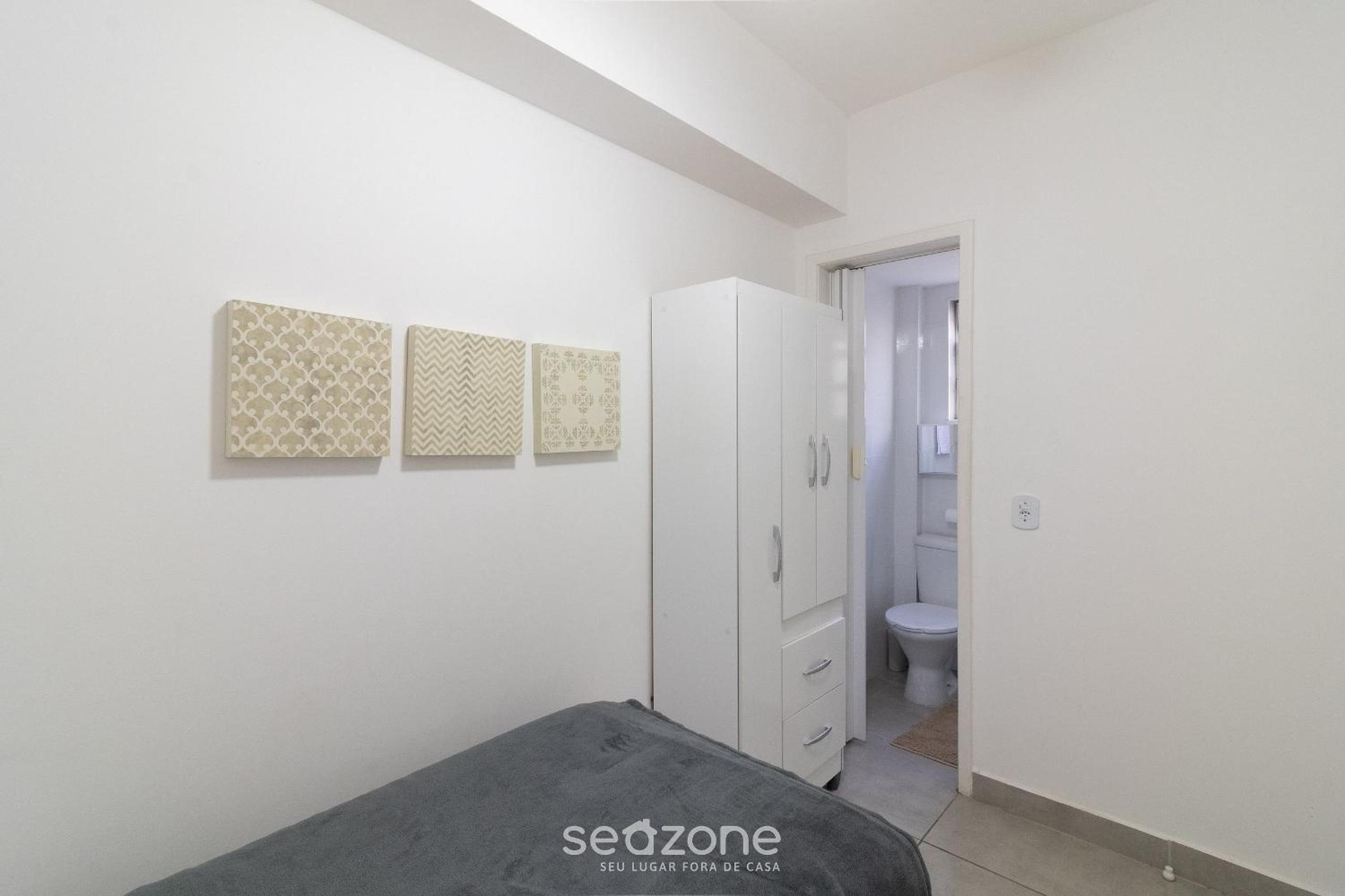 Apt w/ balcony 650m from beach, Cabo Frio CVY0306