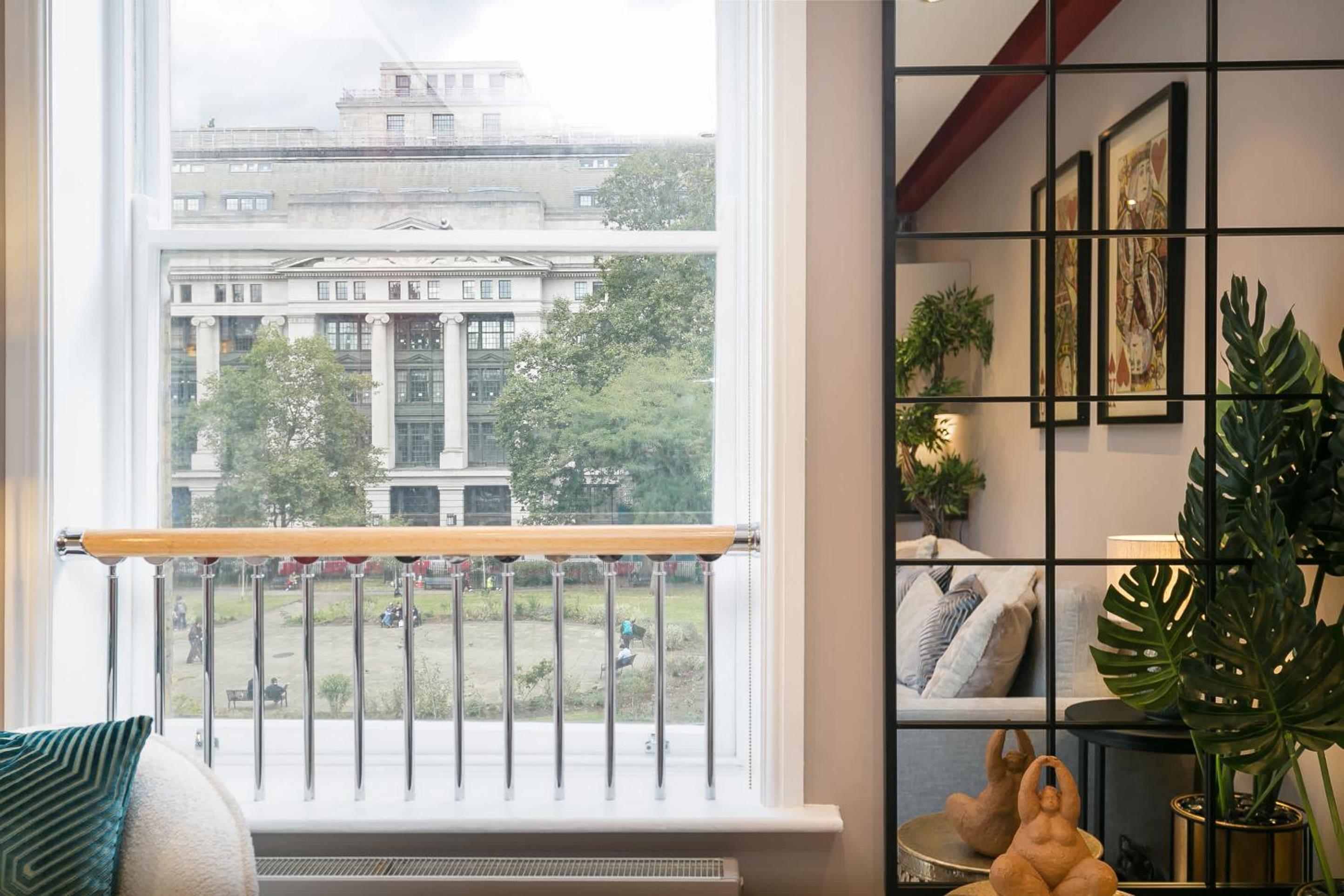 Elegant 1-Bed Apartment by Bloomsbury Square