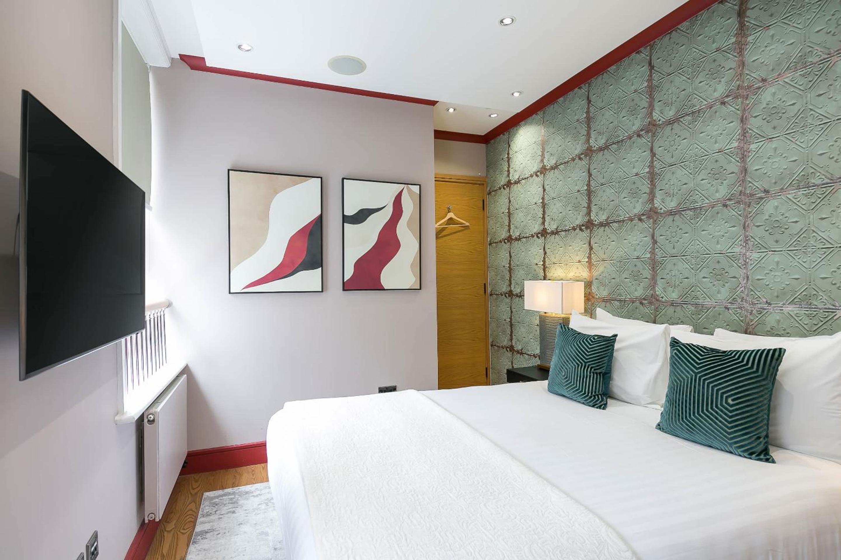Elegant 1-Bed Apartment by Bloomsbury Square
