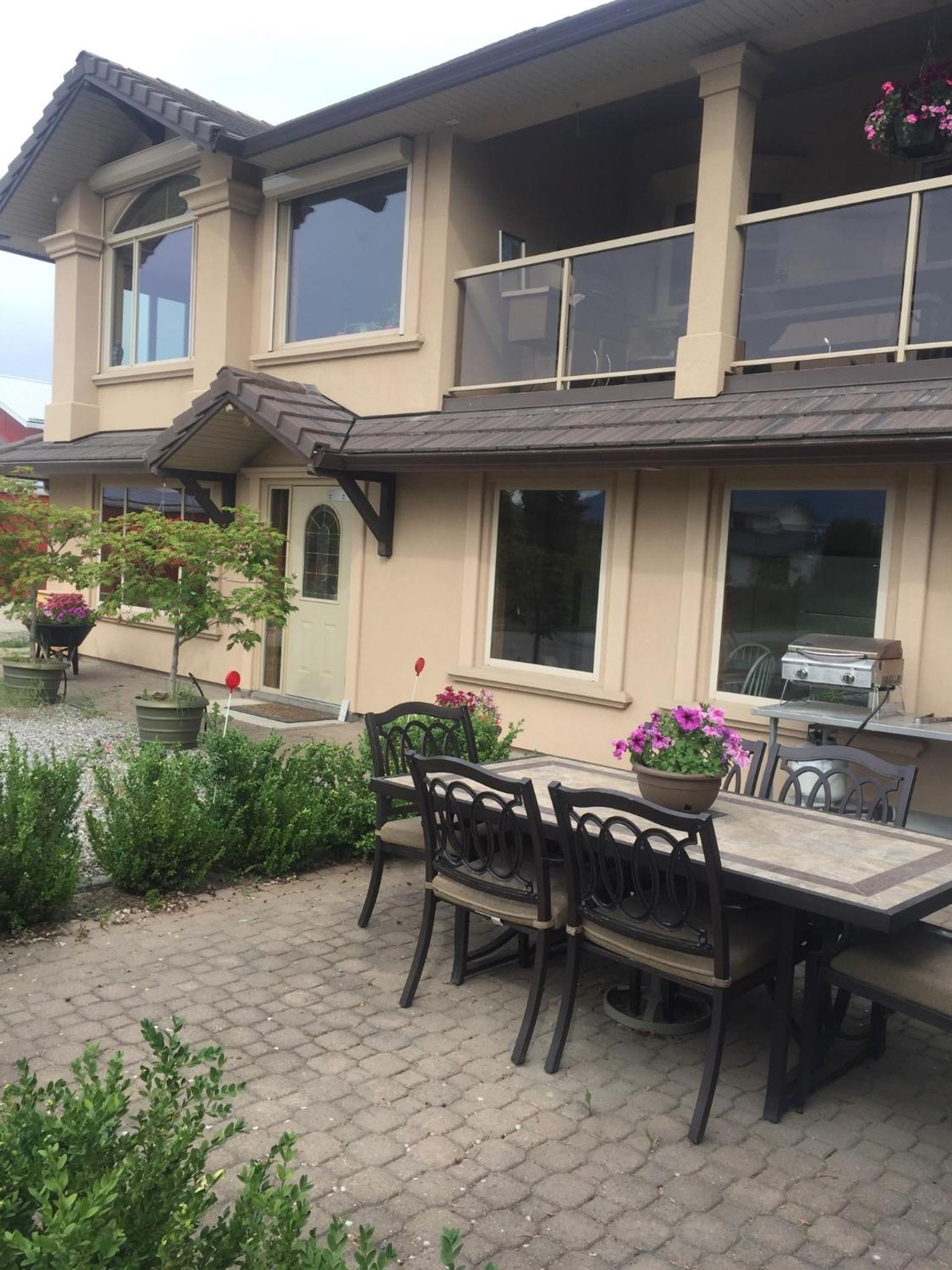 All Seasons Bed & Breakfast