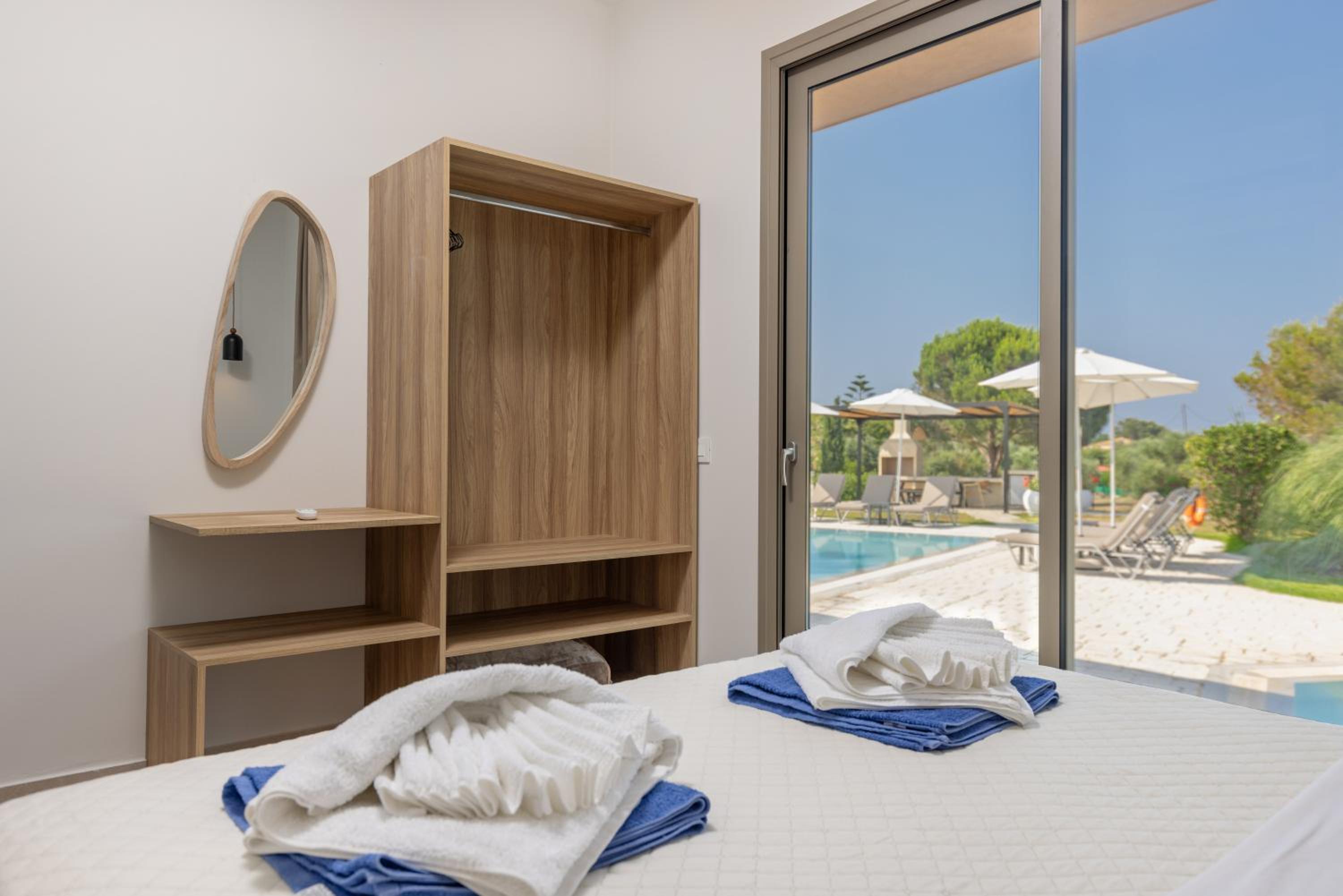 Villa Ismini Periyali