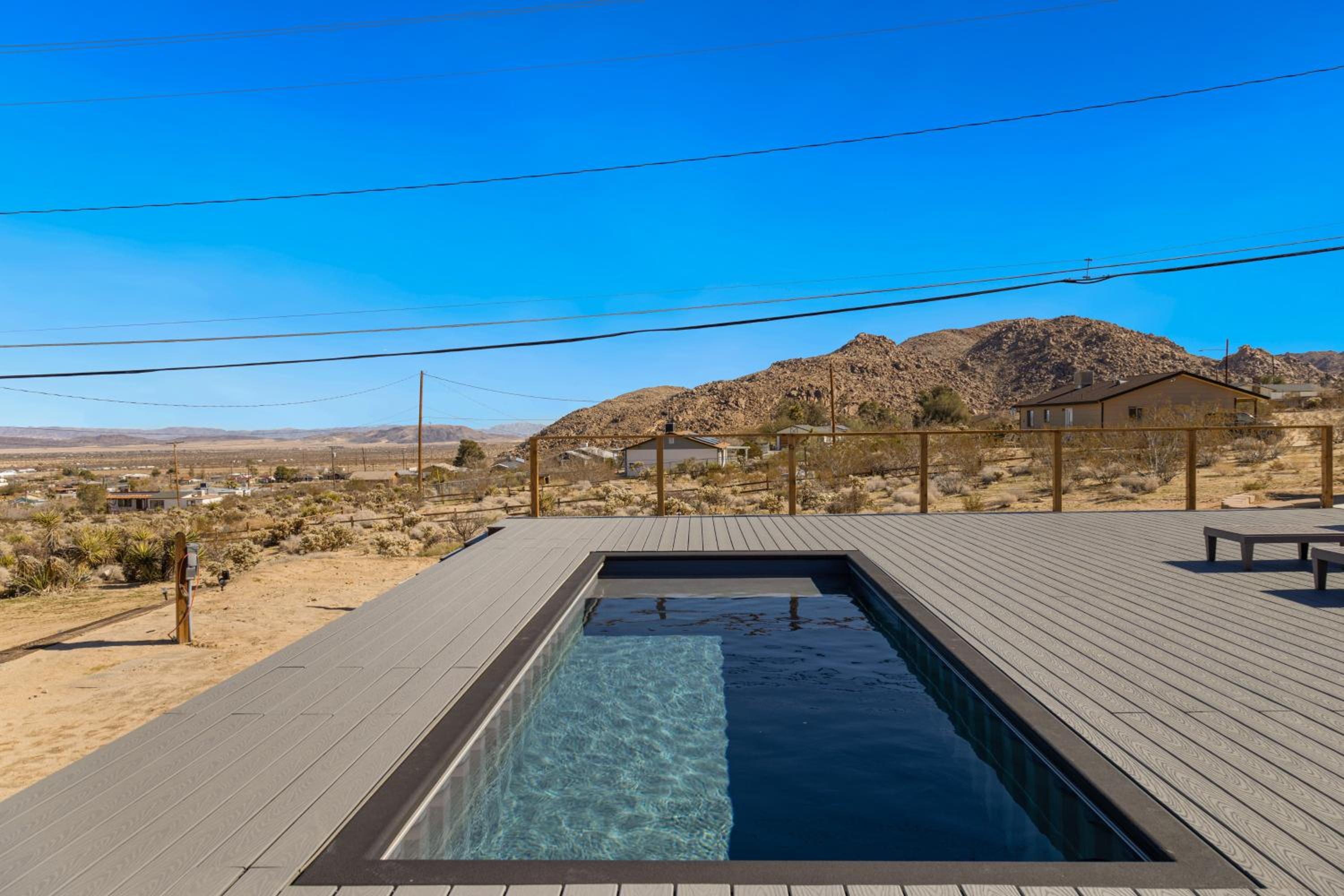 Pool, Fire Pit and Views! Joshua Tree Desert Retreat