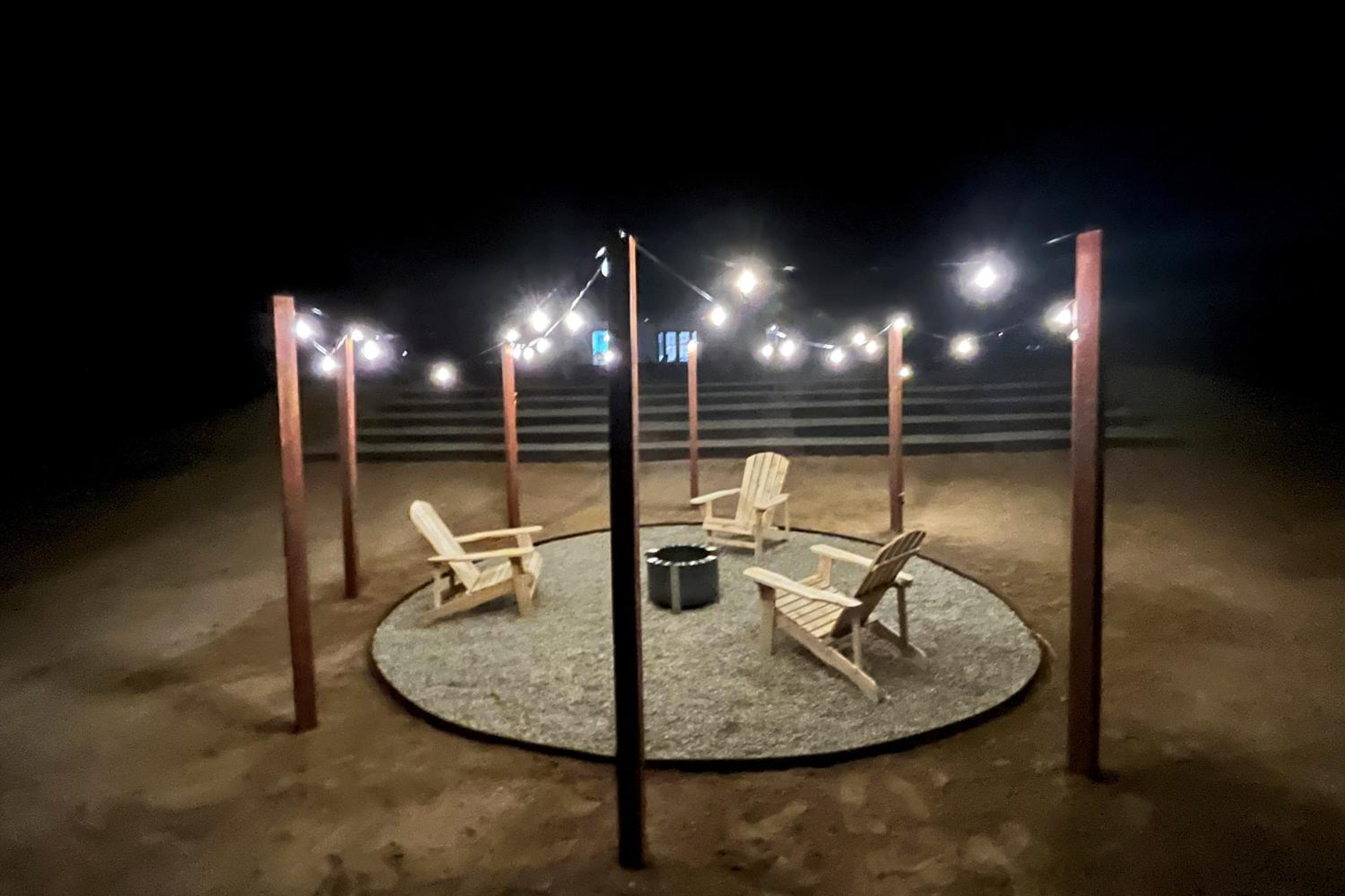 Pool, Fire Pit and Views! Joshua Tree Desert Retreat