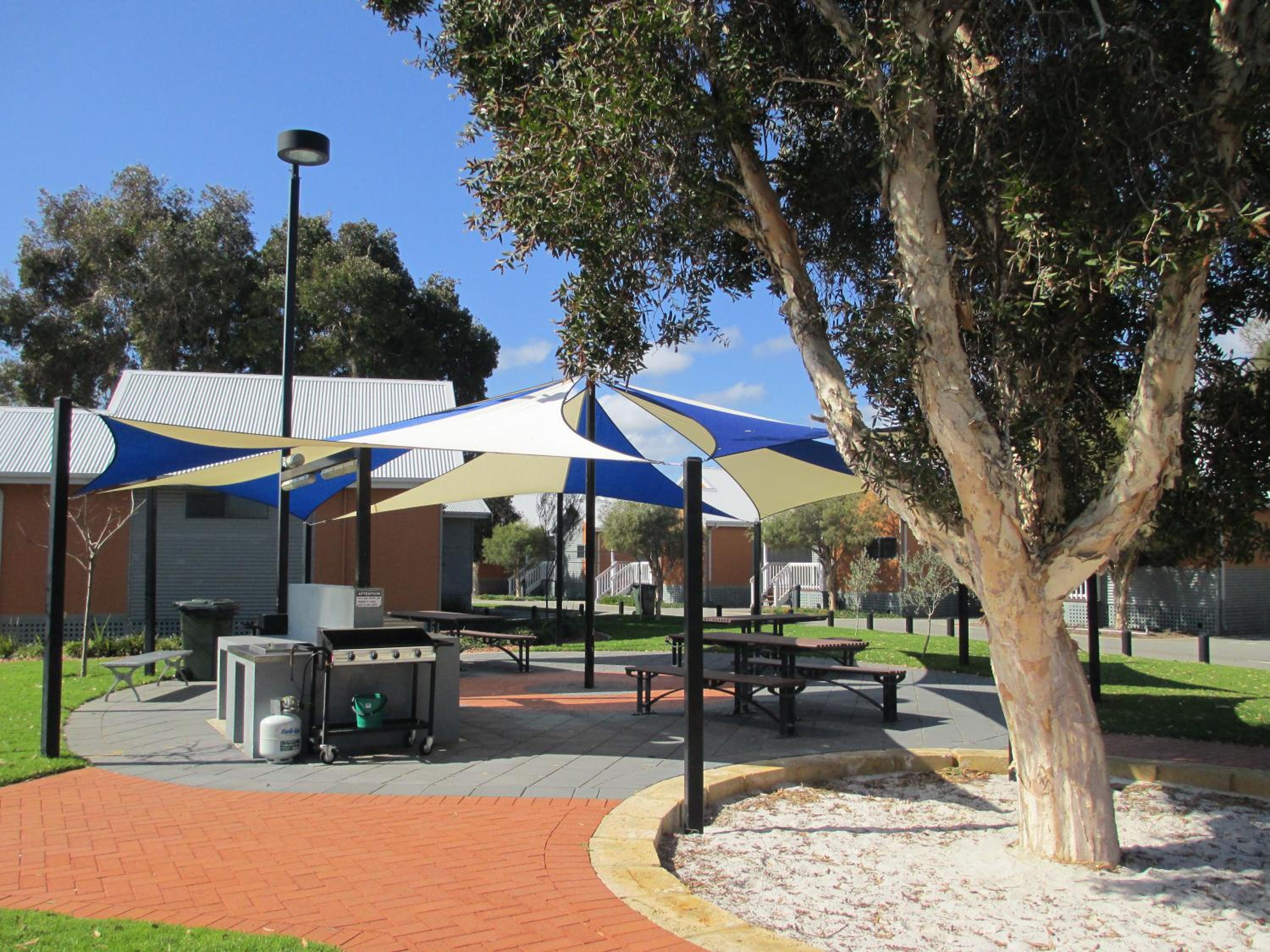 Mandurah Ocean Marina Chalets