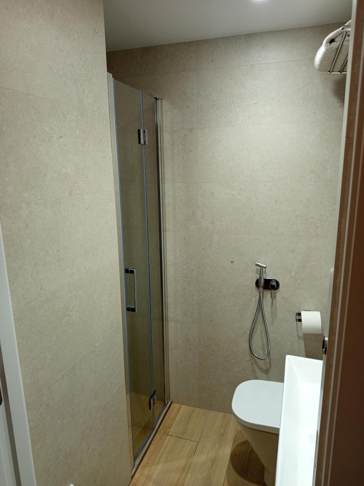 IDEAL FAMILIAS - Apartamento de 3 habitaciones completamente renovado