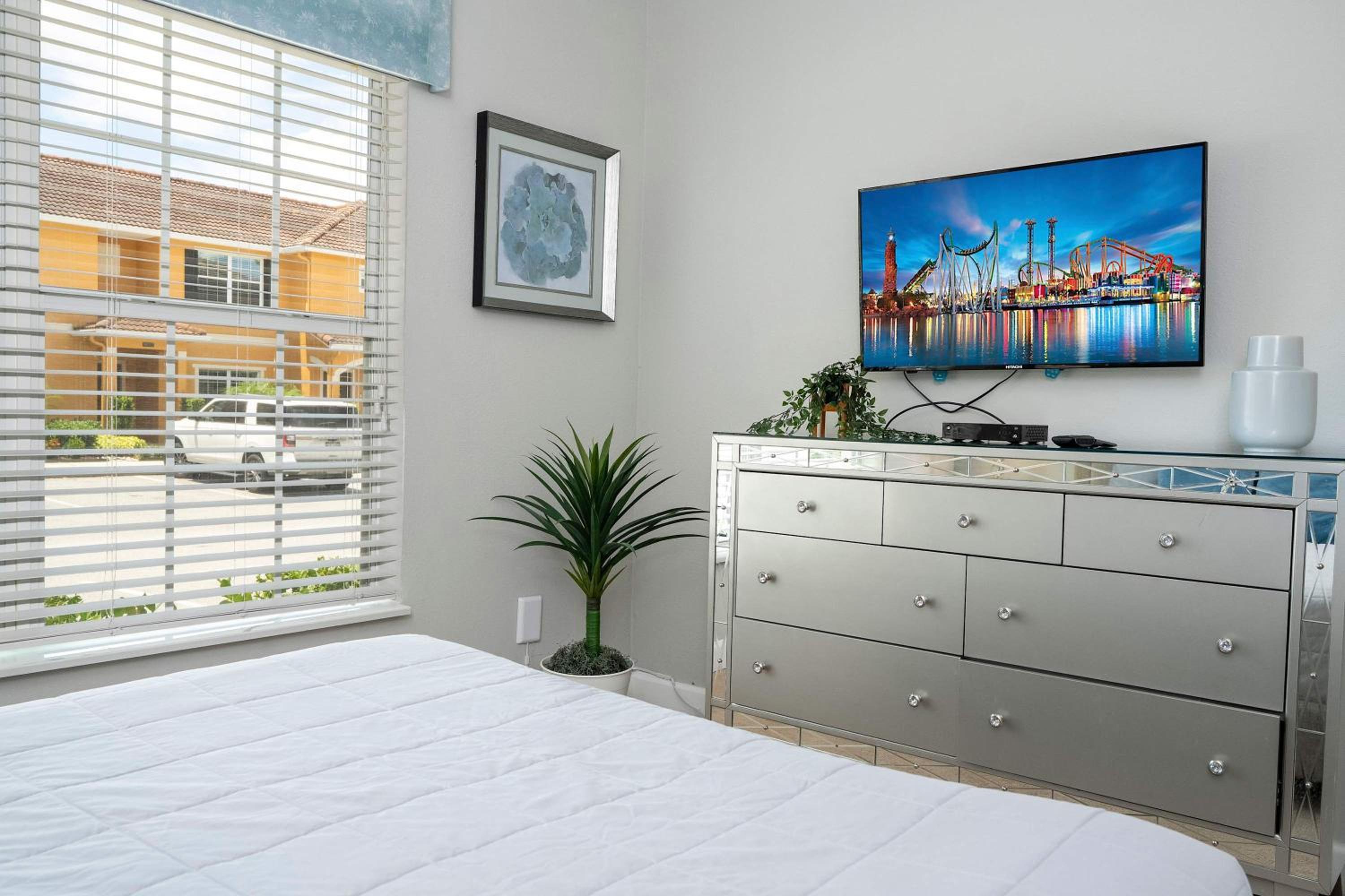 Themed 5Bd Paradise Palms Close to Disney w Pool 8951