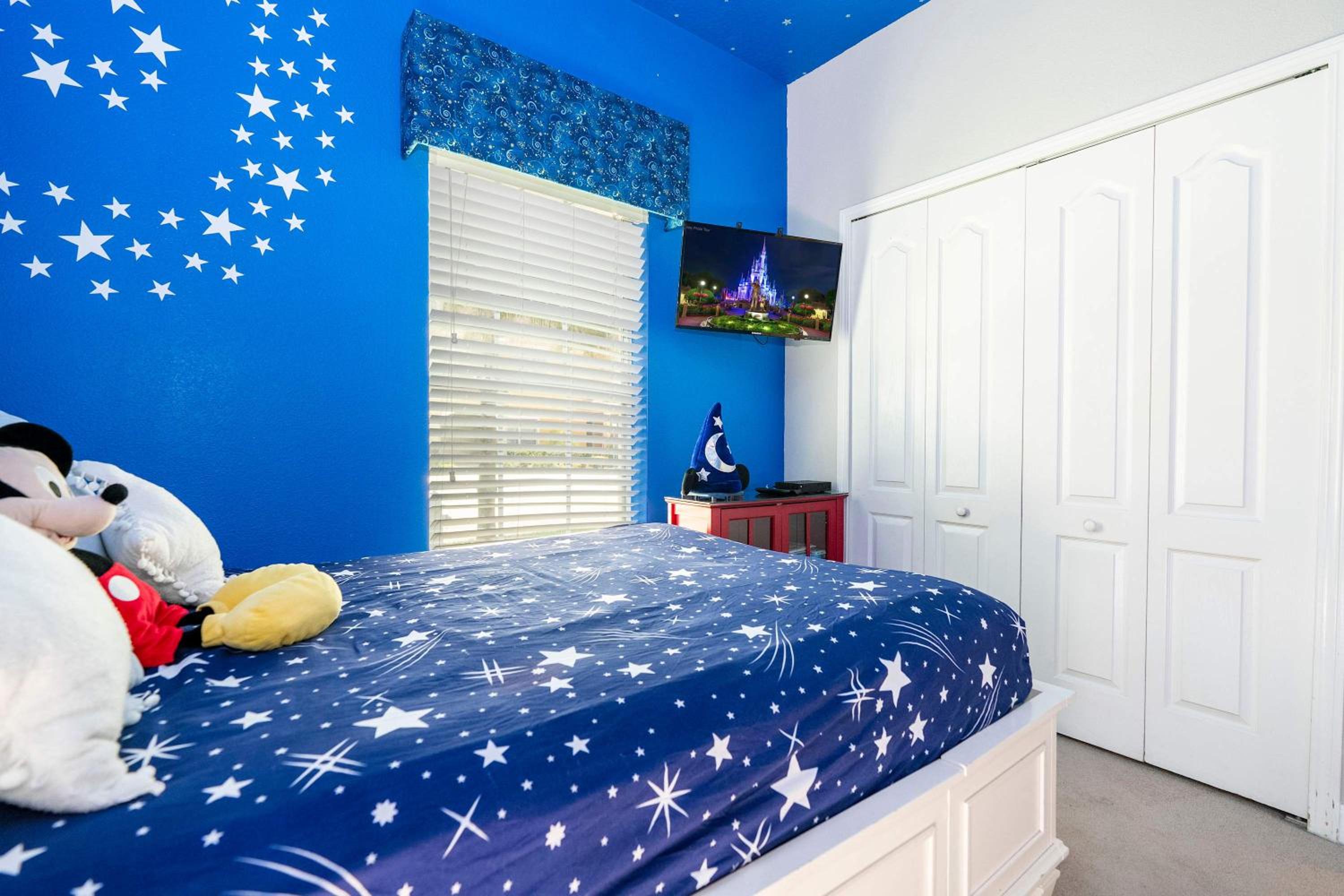 Themed 5Bd Paradise Palms Close to Disney w Pool 8951