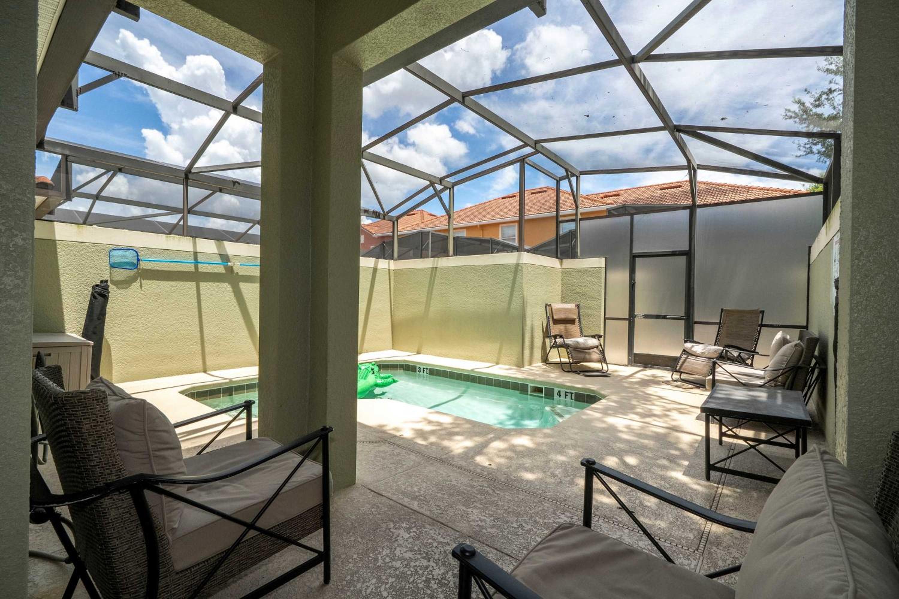 Themed 5Bd Paradise Palms Close to Disney w Pool 8951