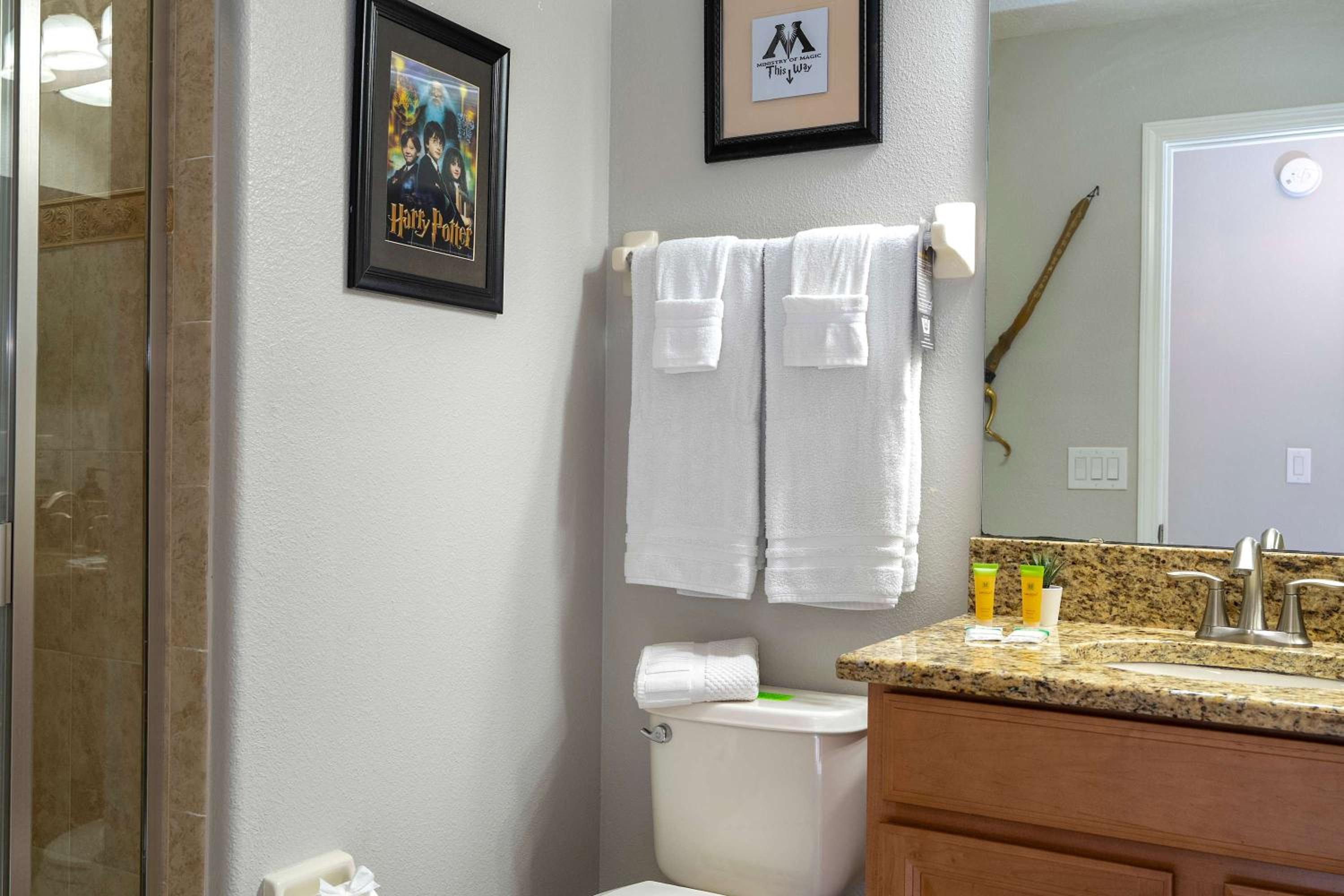 Themed 5Bd Paradise Palms Close to Disney w Pool 8951