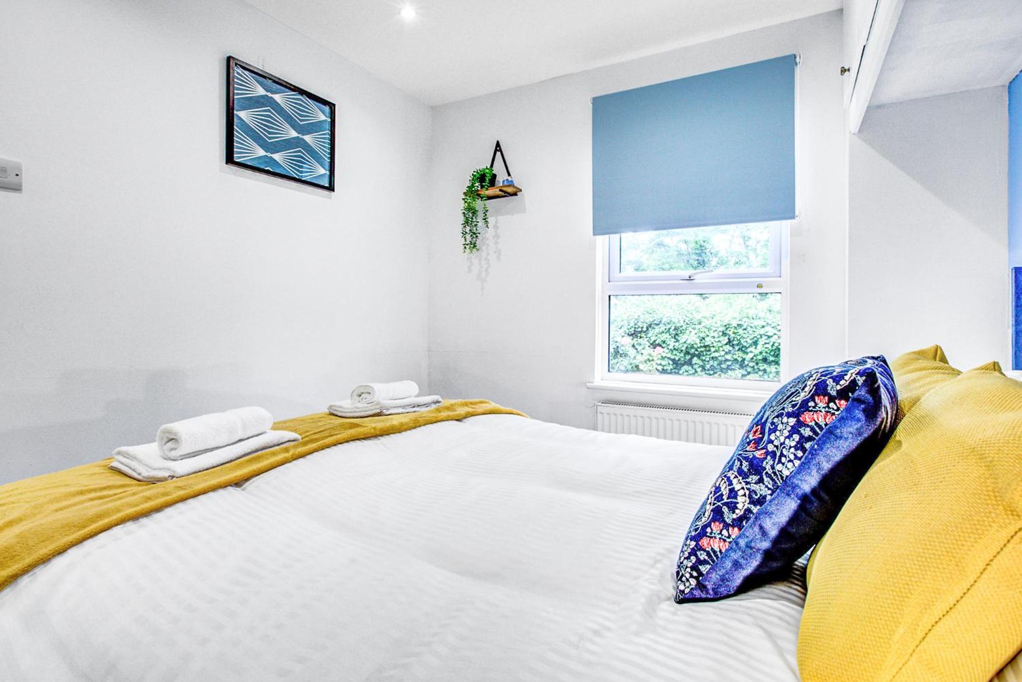 Wimbledon Close to AELTC, Station En-Suite