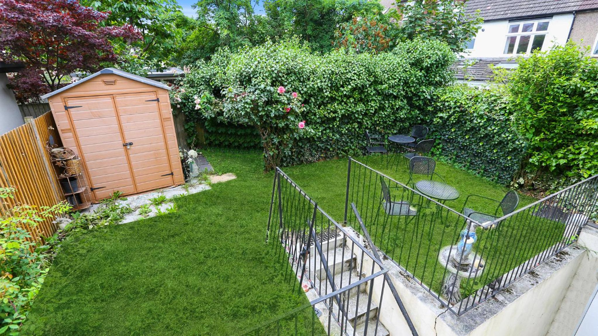 Wimbledon Close to AELTC, Station En-Suite