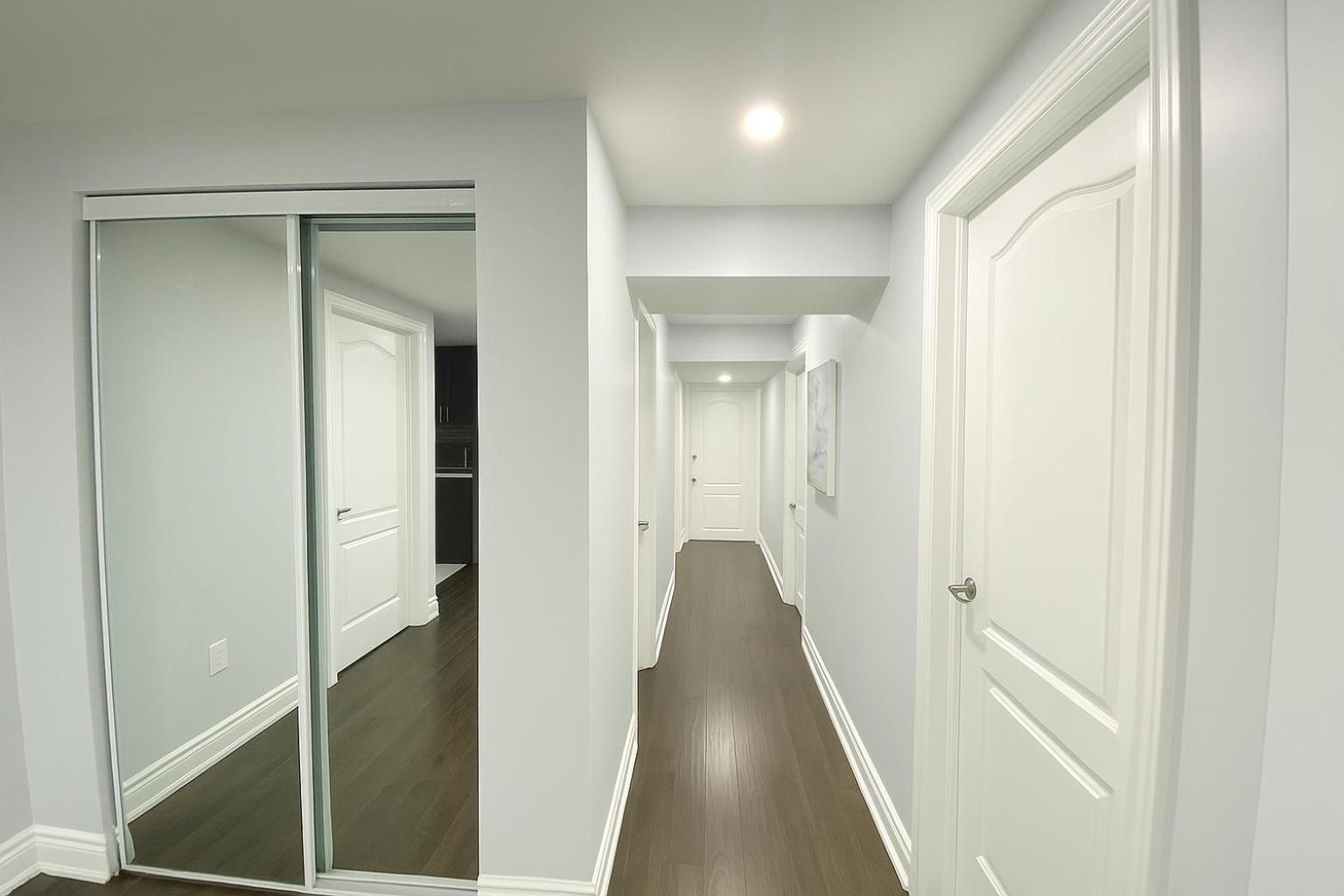 Cozy 3BR Caledon Basement Suite with Private Access, Full Kitchen, WiFi, Laundry, Backyard Basketball Court & Creek Trail, 5 Mins to Brampton! Great for Fa