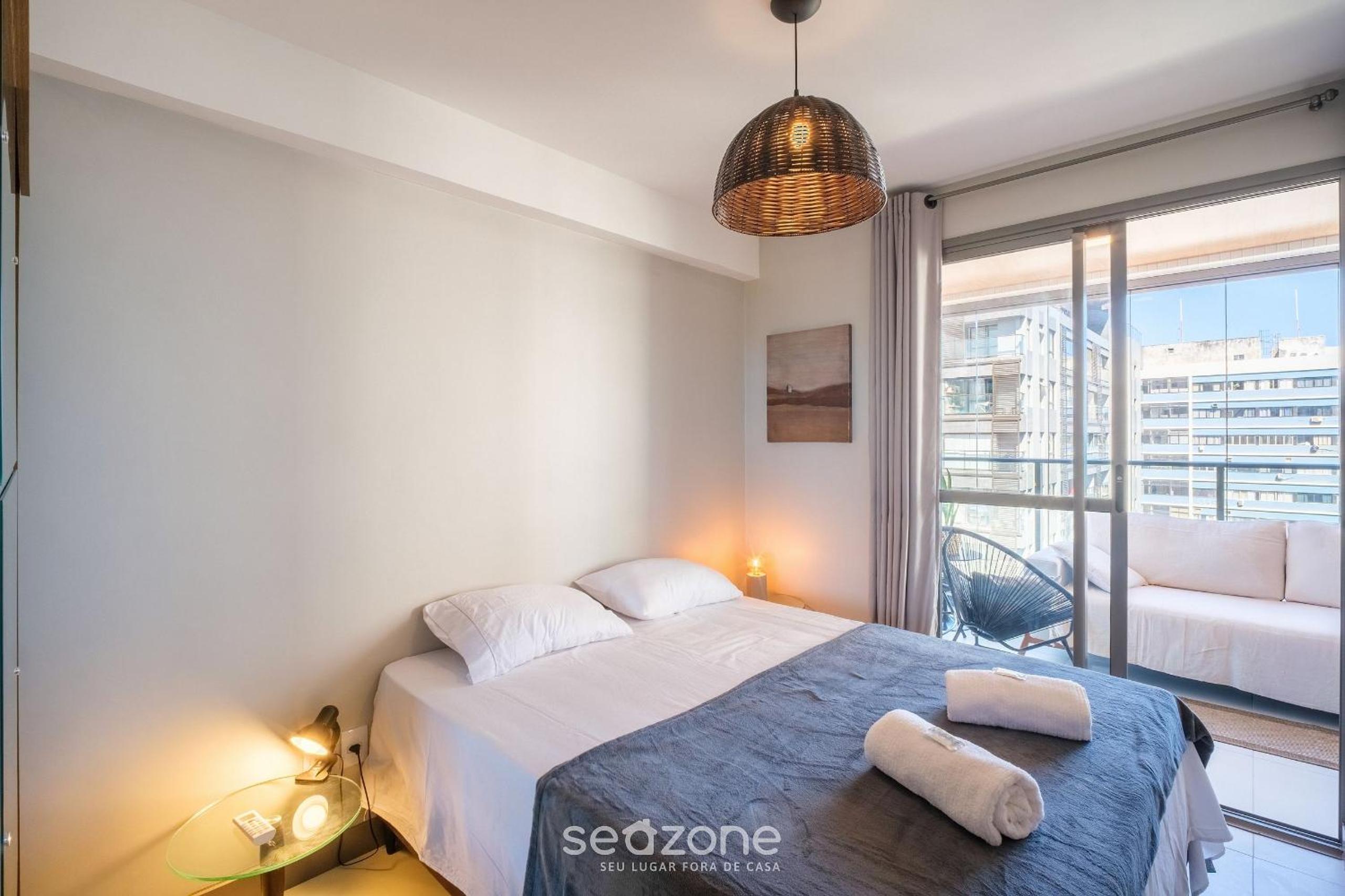 Apartment 180m from the beach in Barra OCB0901