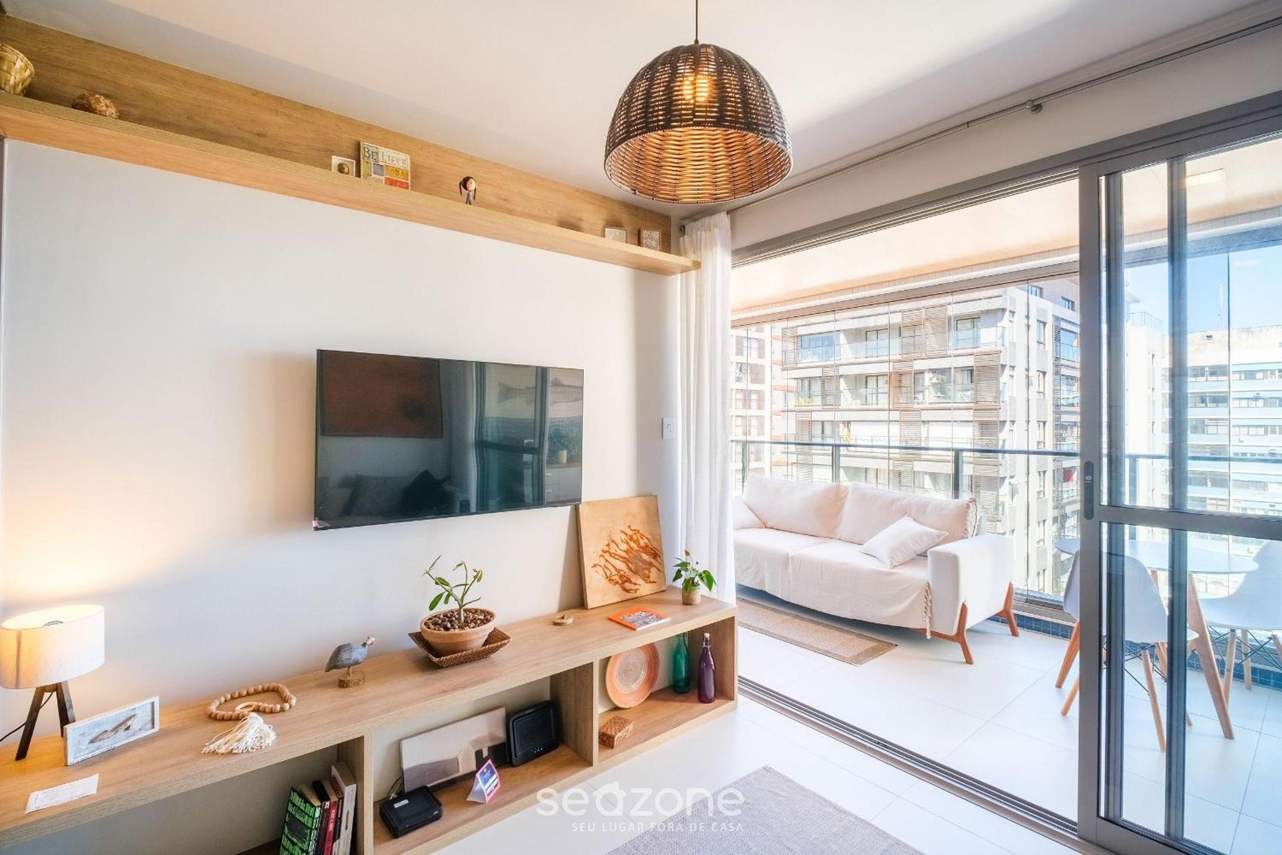 Apartment 180m from the beach in Barra OCB0901