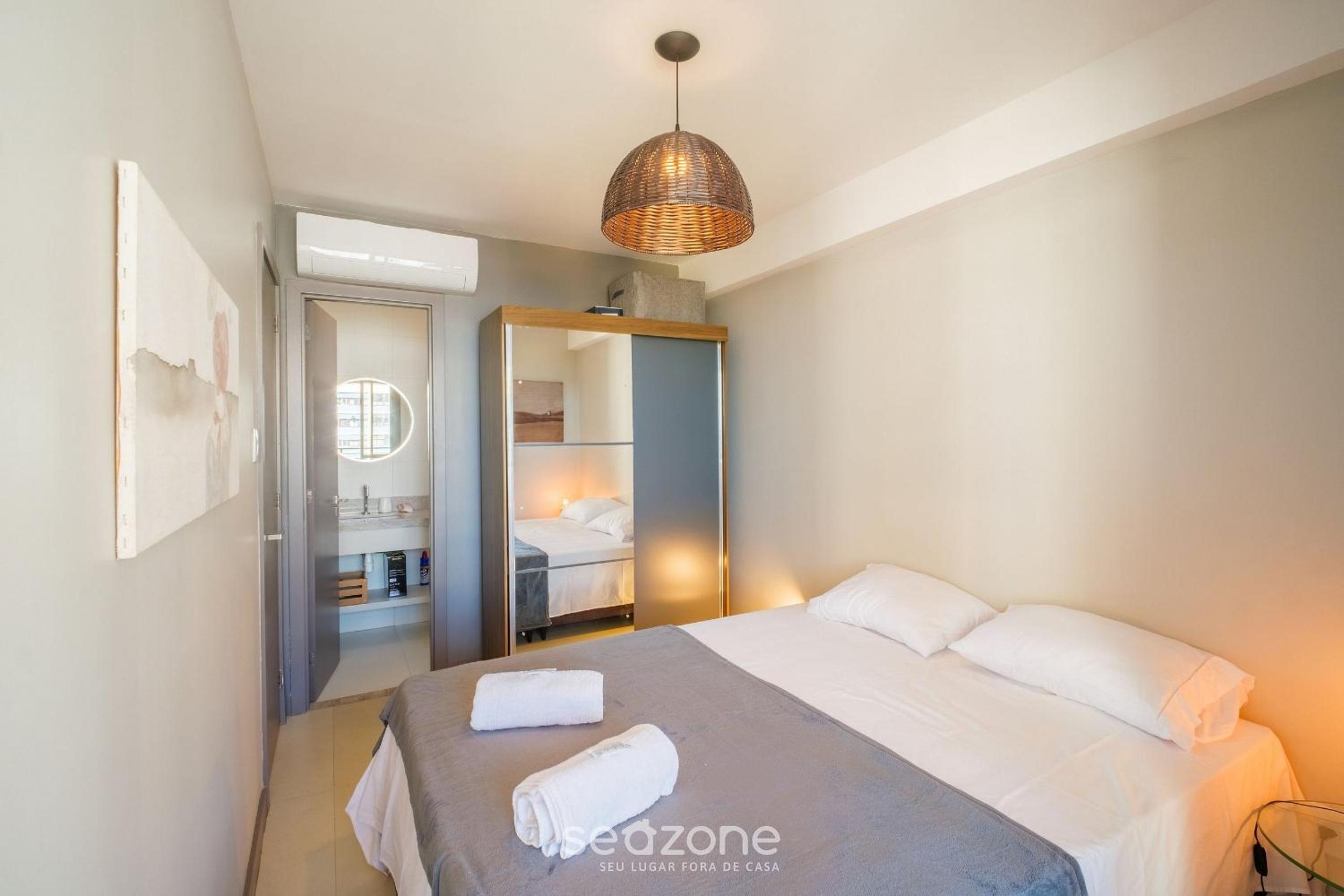 Apartment 180m from the beach in Barra OCB0901