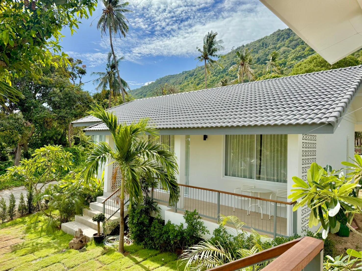 New Villa at Haadrin