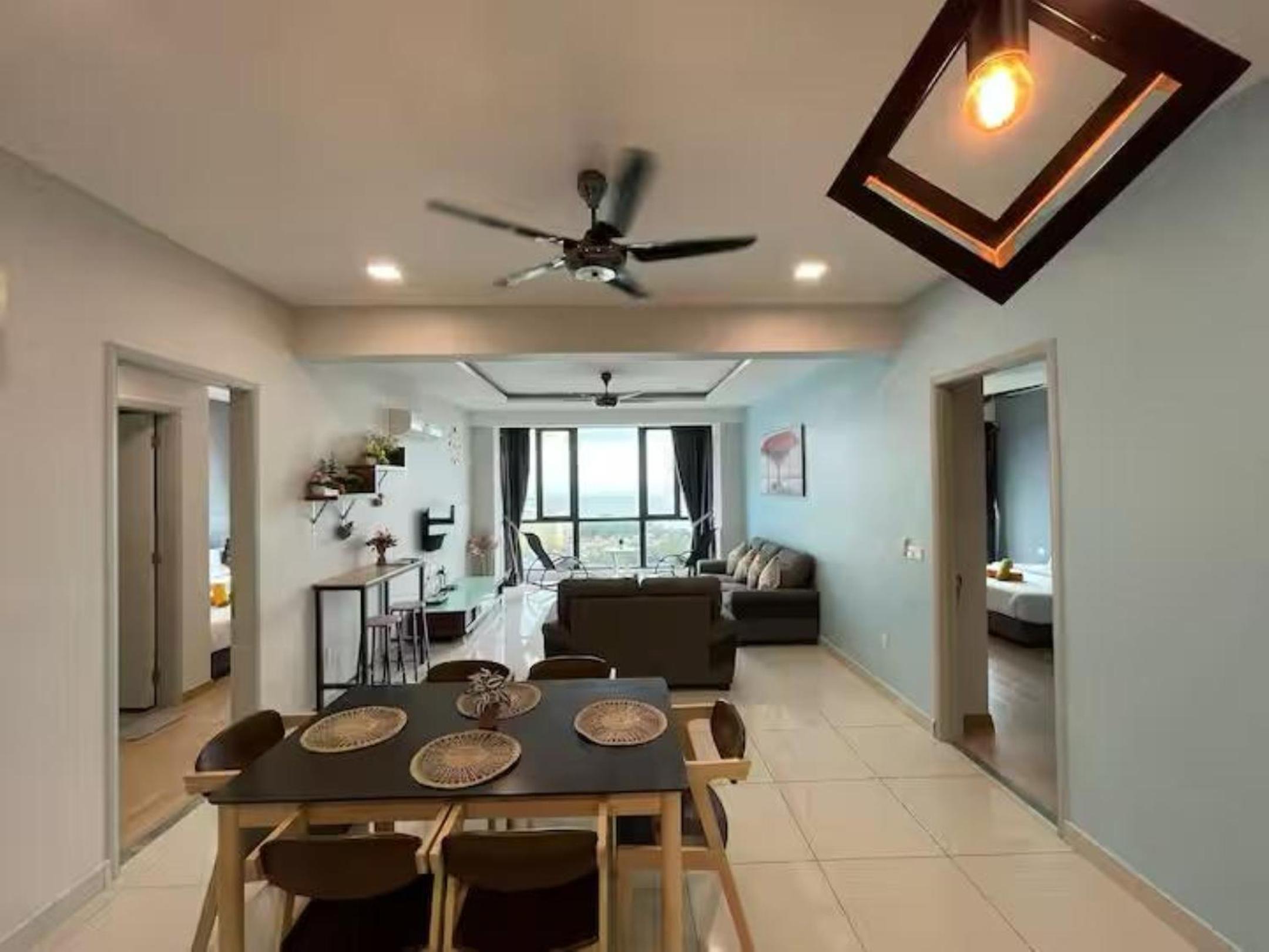 Seaview High-Floor 2BR Suite Bathtub & Sauna near Gurney Jazz Suites 21