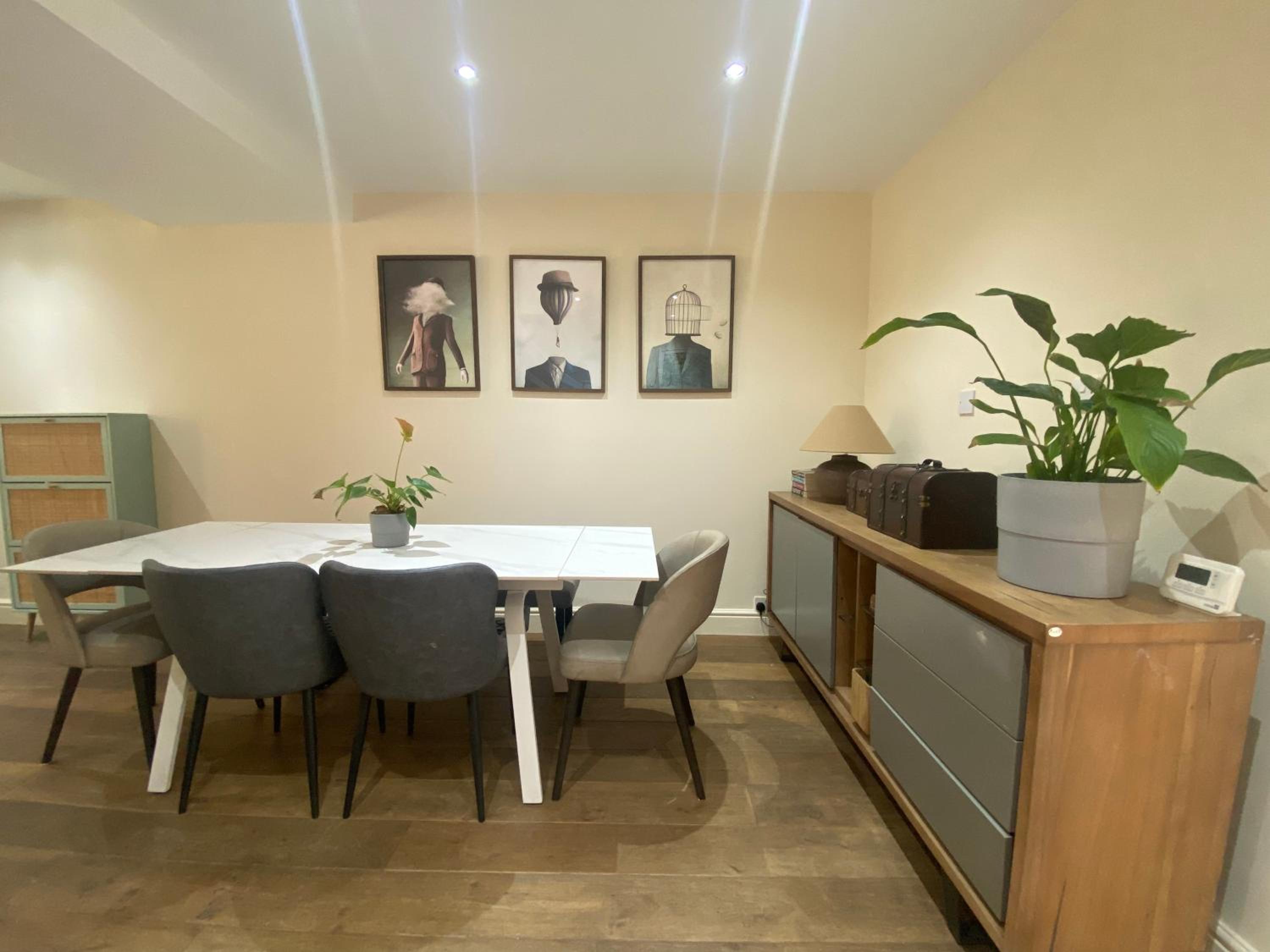 Three Bedroom House in Central Richmond