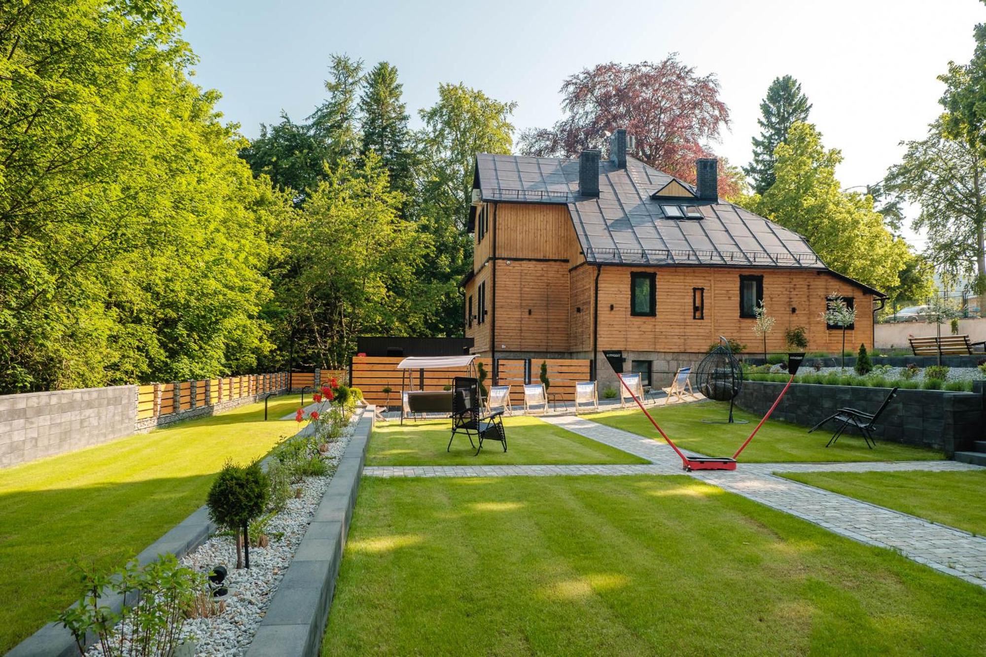 Rezydencja Harmony Land VIP z sauną i jacuzzi by Royal Aparts
