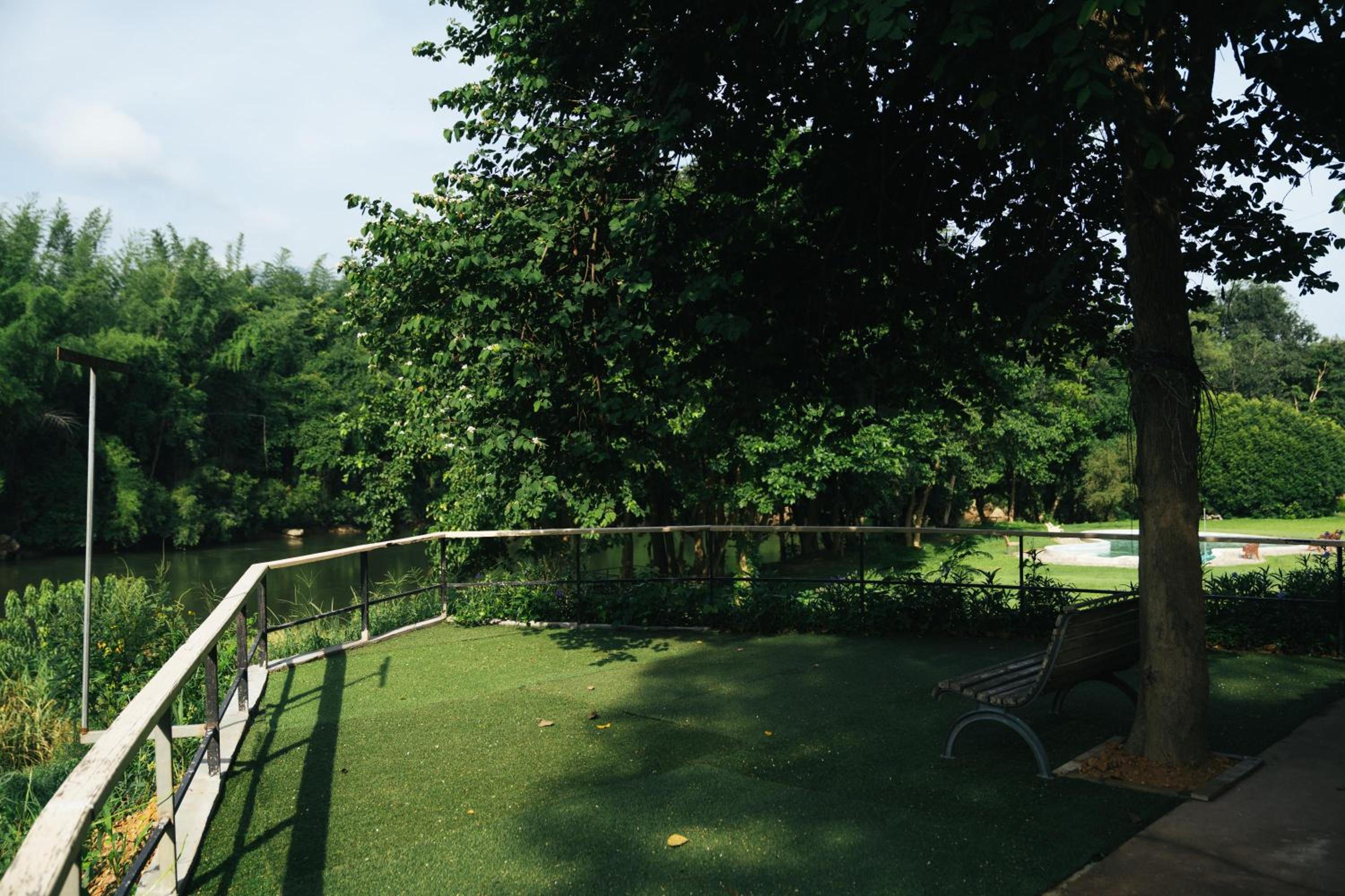 Chong khaep aingkwai resort Saiyok